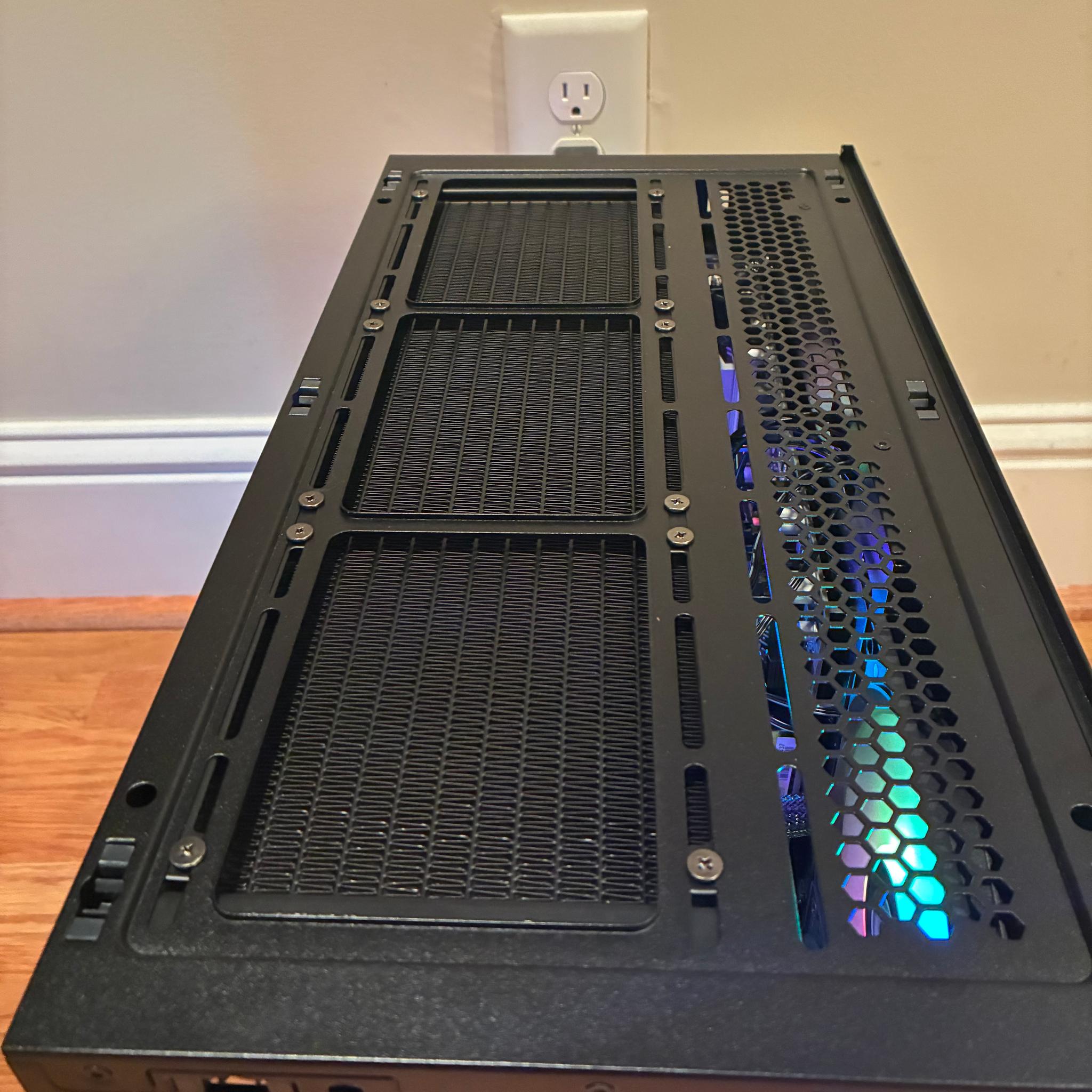 RX 9070 XT RYZEN 7 7700X 4K CUSTOM GAMING PC 32GB DDR5 1TB NVME SSD WIFI 6E WINDOWS 10/11