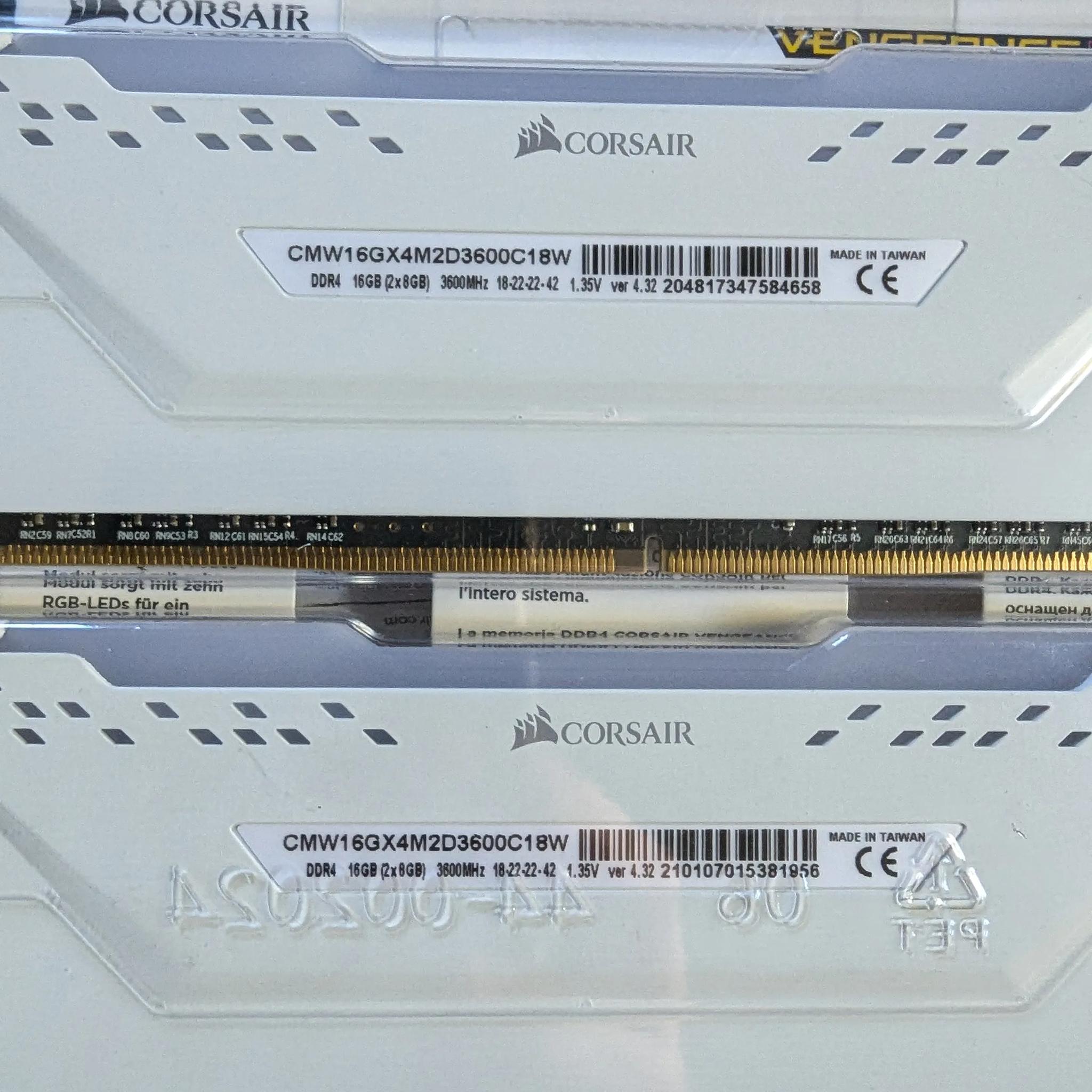 2 packs of 2X8gb (32 GB TOTAL) Corasair Vengence RGB Pro 3600MHZ