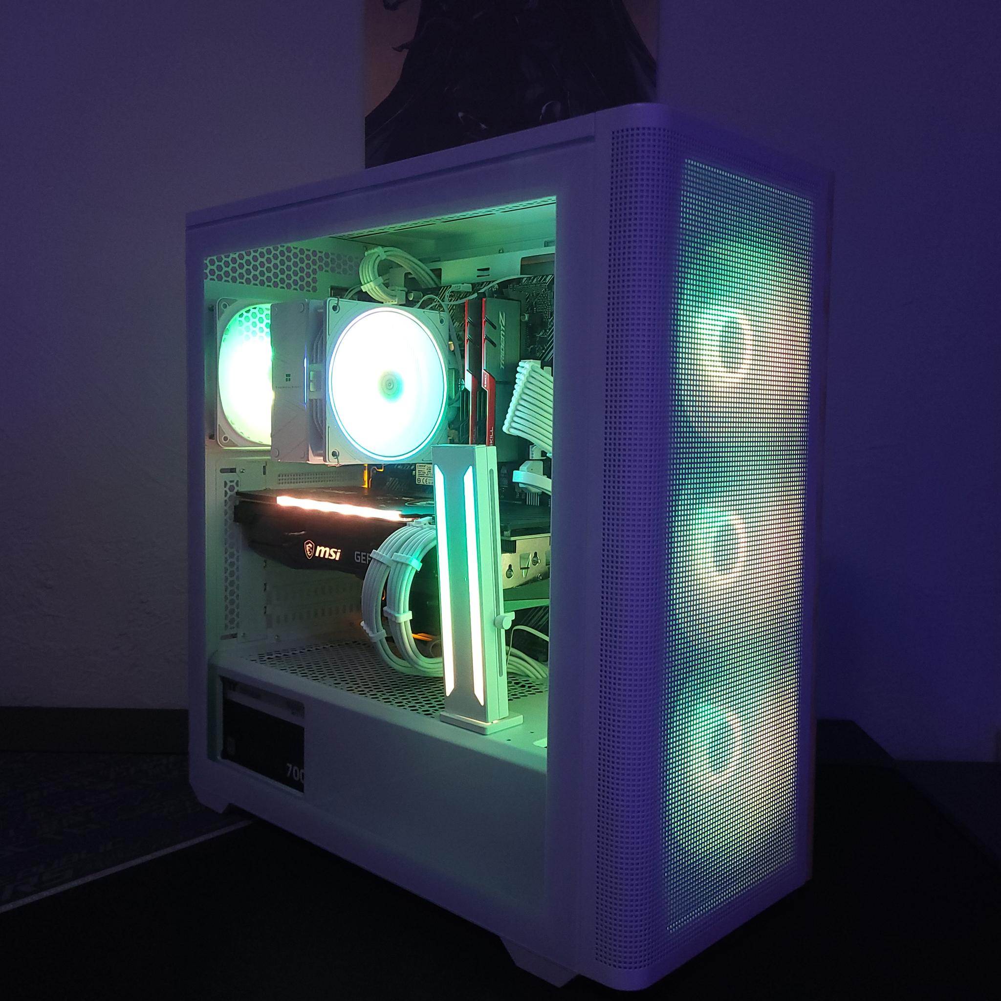 White Gaming PC: RTX 3070 | I5 10400F | 32GB RAM | 1.25TB SSD | WiFi | ARGB