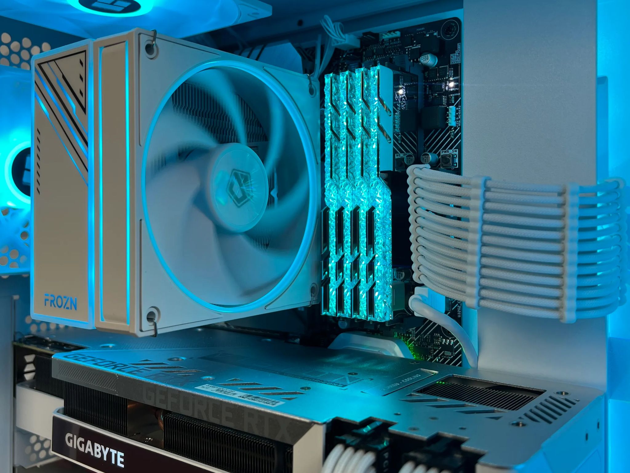 Gaming/Streaming PC | Ryzen 9 5900x, RTX 3080TI, 1TB SSD, 32GB DDR4