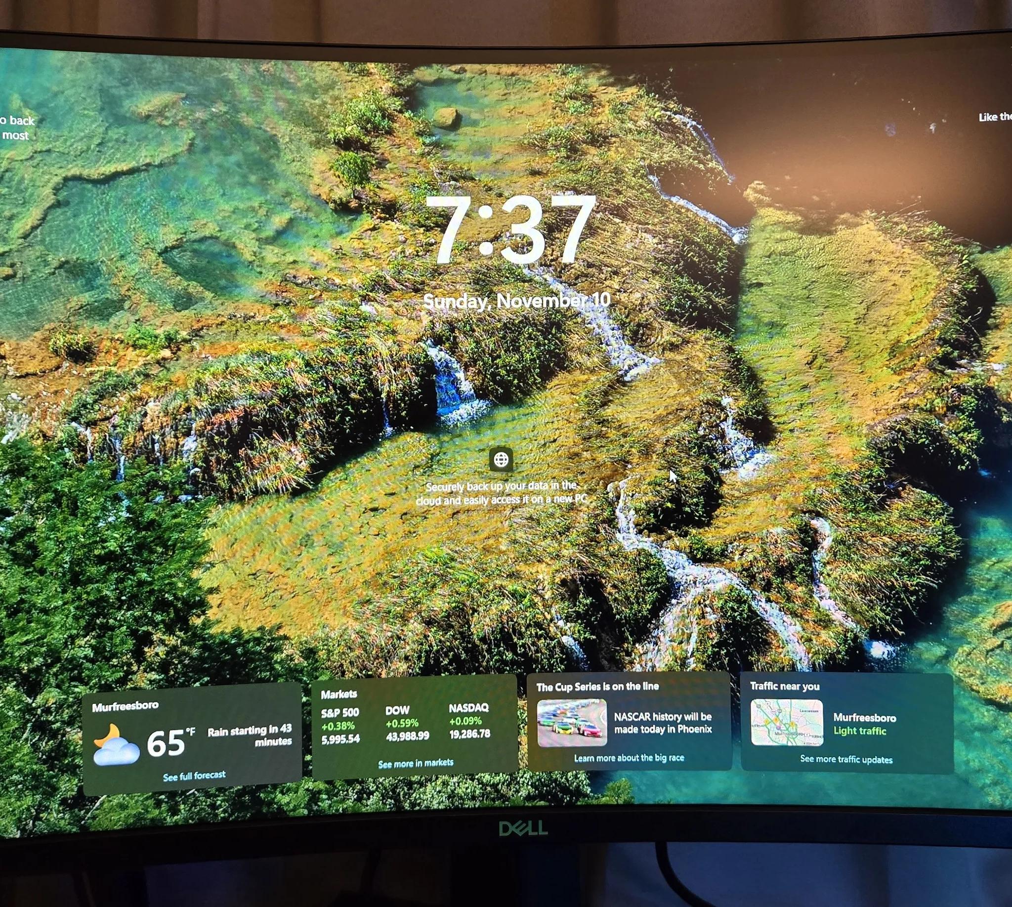 Dell 27 Curved Gaming Monitor – S2721HGF 144Hz