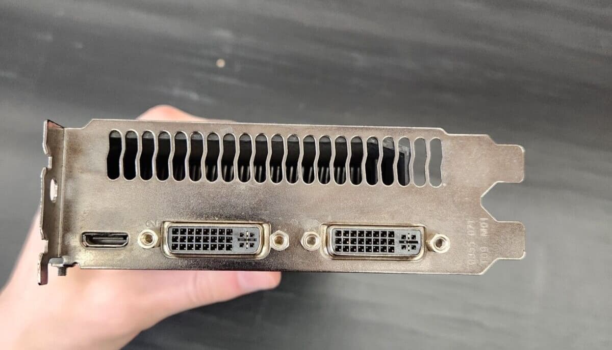 NVIDIA GeForce GTX 460 1GB GDDR5 PCIE Graphics Card - Mini HDMI, DVI