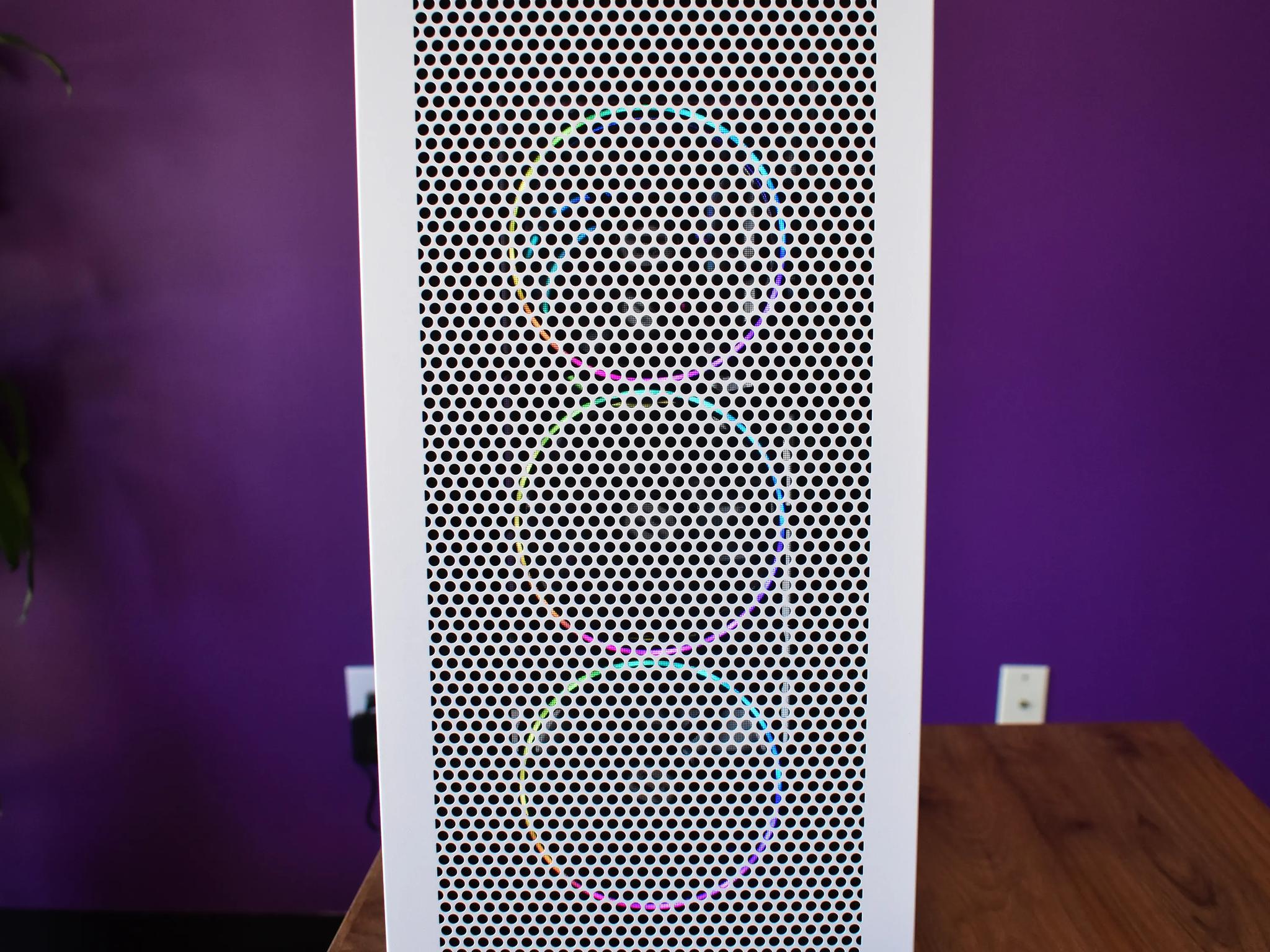 Ryzen 5 5600x / RX 6700XT Mid Range Gaming PC