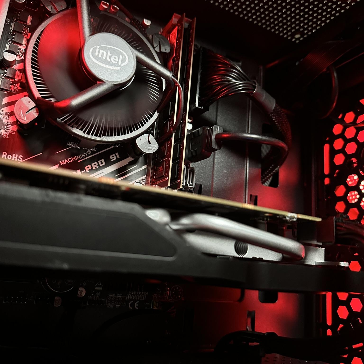 Intel i7 // RX 580 Starter Gaming Pc