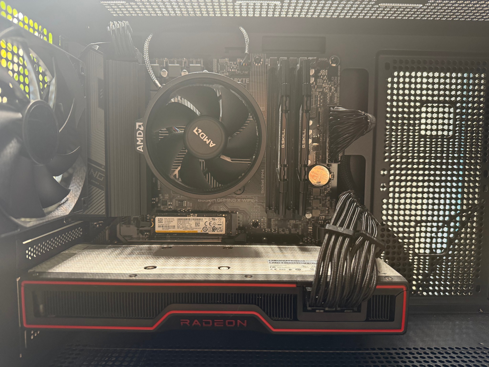 No Thrills Custom Gaming PC Ryzen 5500|AMD 6700XT|16gb DDR4 RAM|512 M.2 SSD|750 WATT PSU