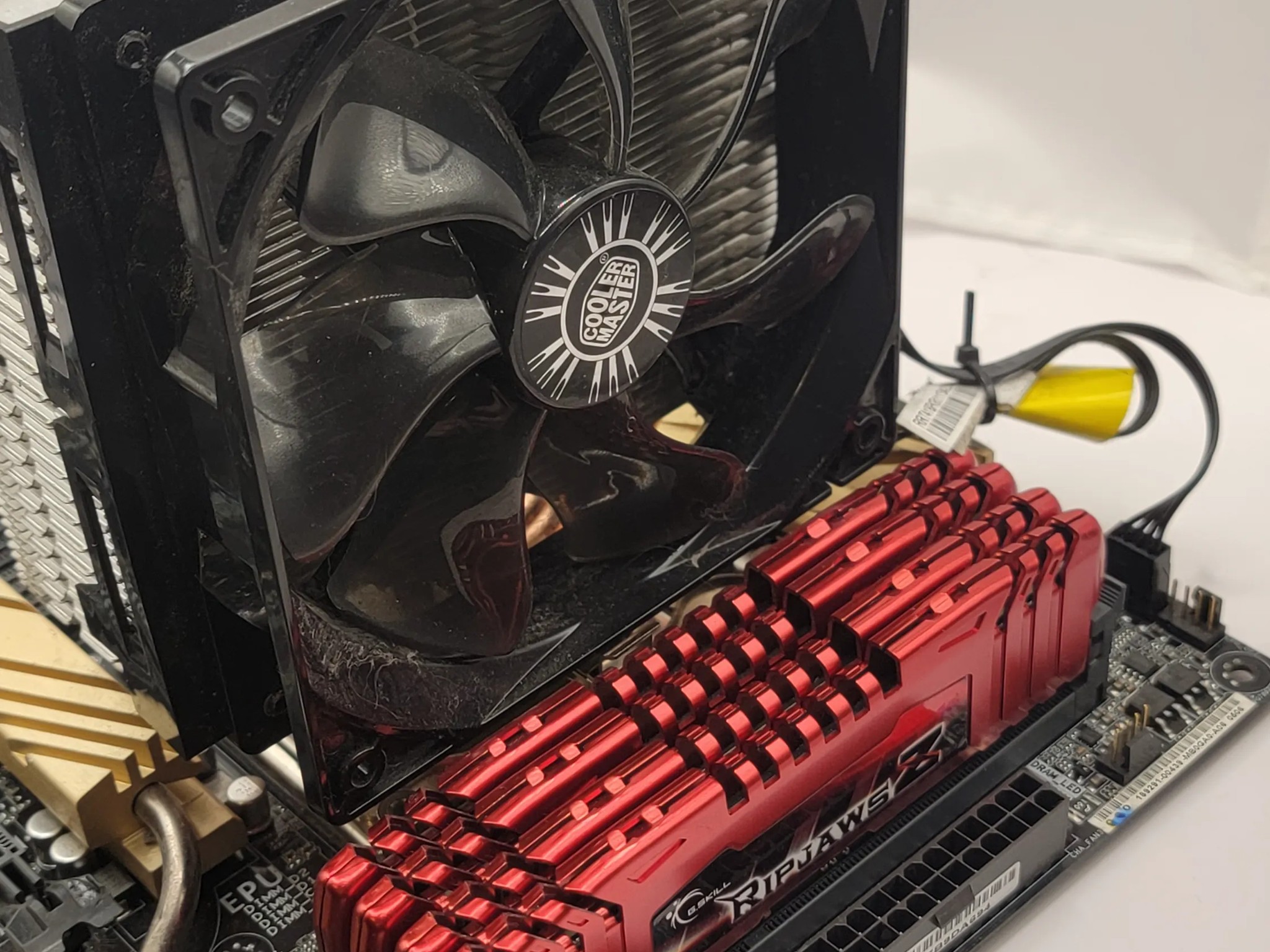 ASUS X79-Deluxe W/i7 4820K X79 ATX Motherboard DDR3
