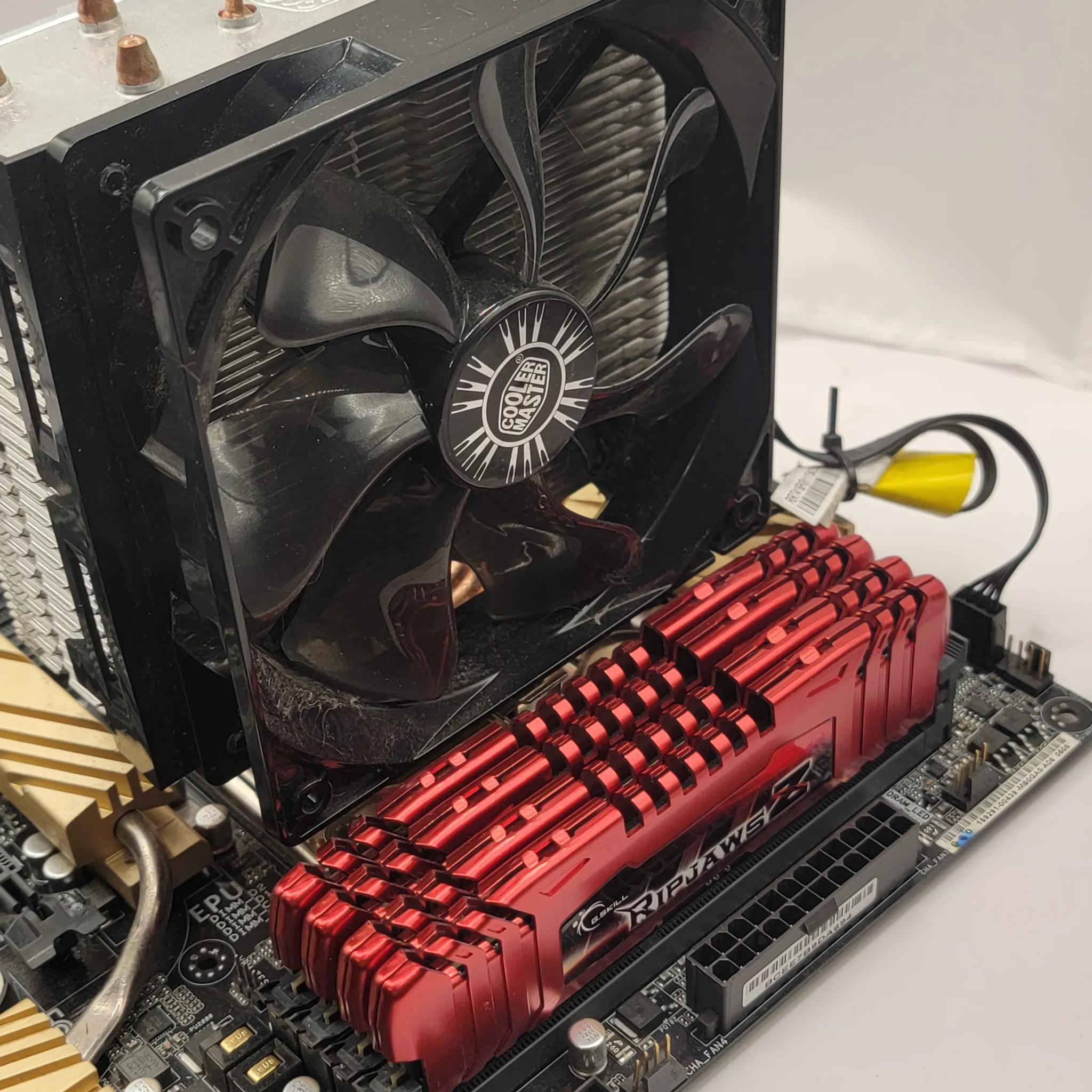 ASUS X79-Deluxe W/i7 4820K X79 ATX Motherboard DDR3