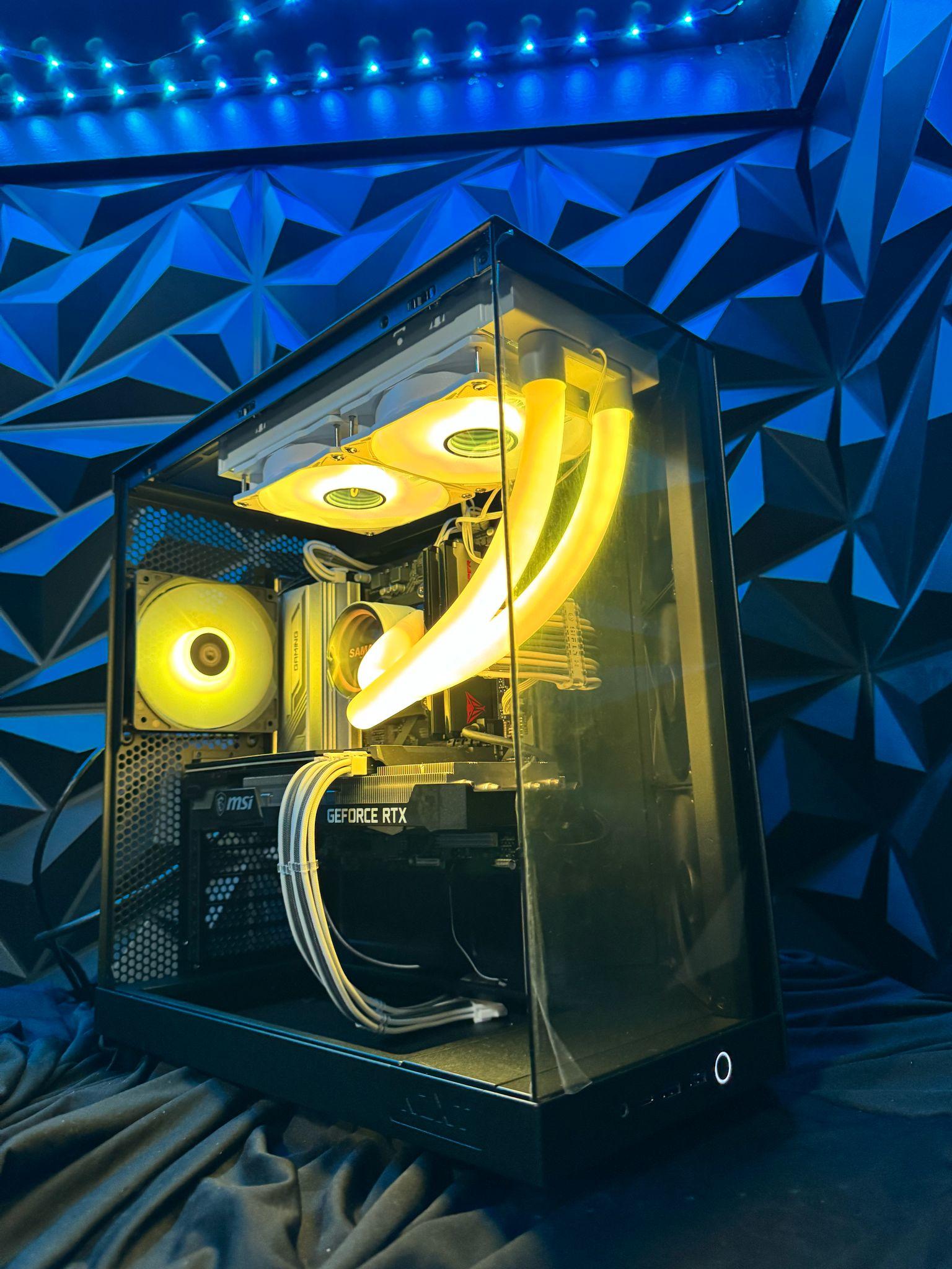 🌀Tusker Flow Glow🌀 Ryzen 5 7600X| RTX 3070| 32 GB DDR5| 2 TB NVME