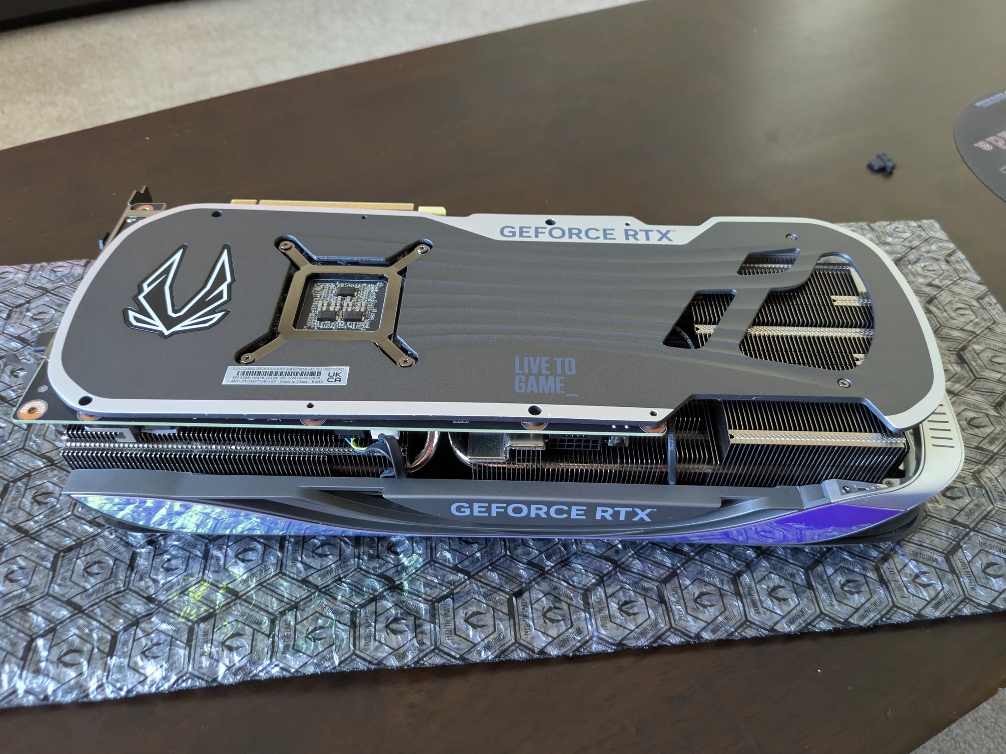 ZOTAC GeForce RTX 4070 Ti AMP Extreme AIRO - ZOTAC's flagship Cooler. Factory OC. DLSS 3 & 4