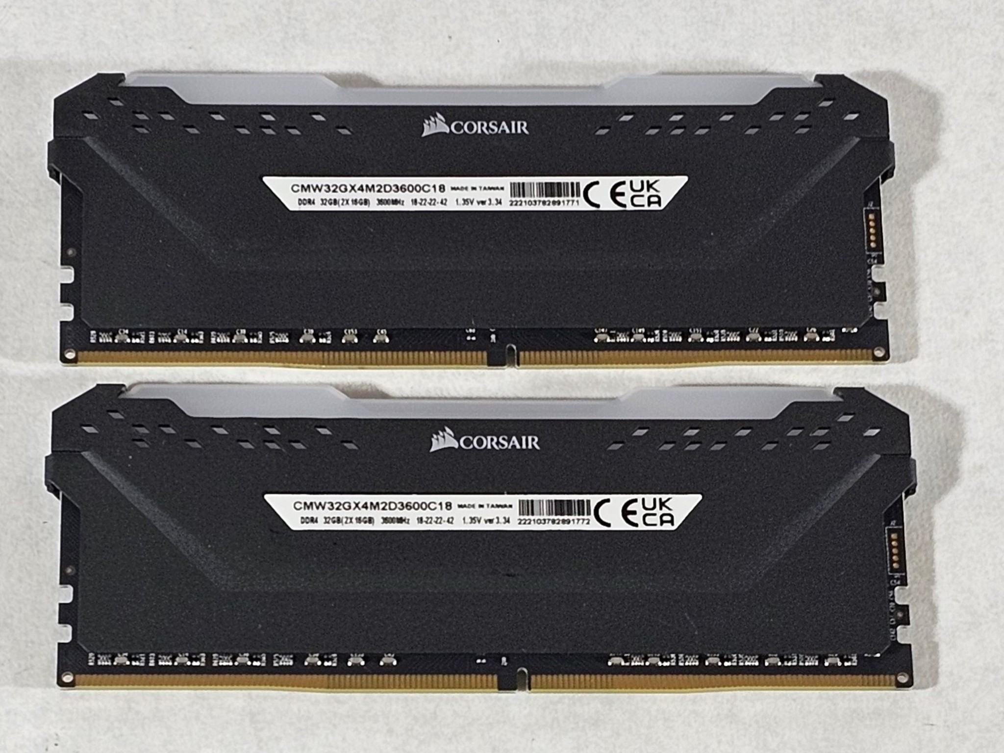 32GB DDR4 (2x16GB) C18 3600MHz CORSAIR VENGEANCE RGB PRO RAM Memory