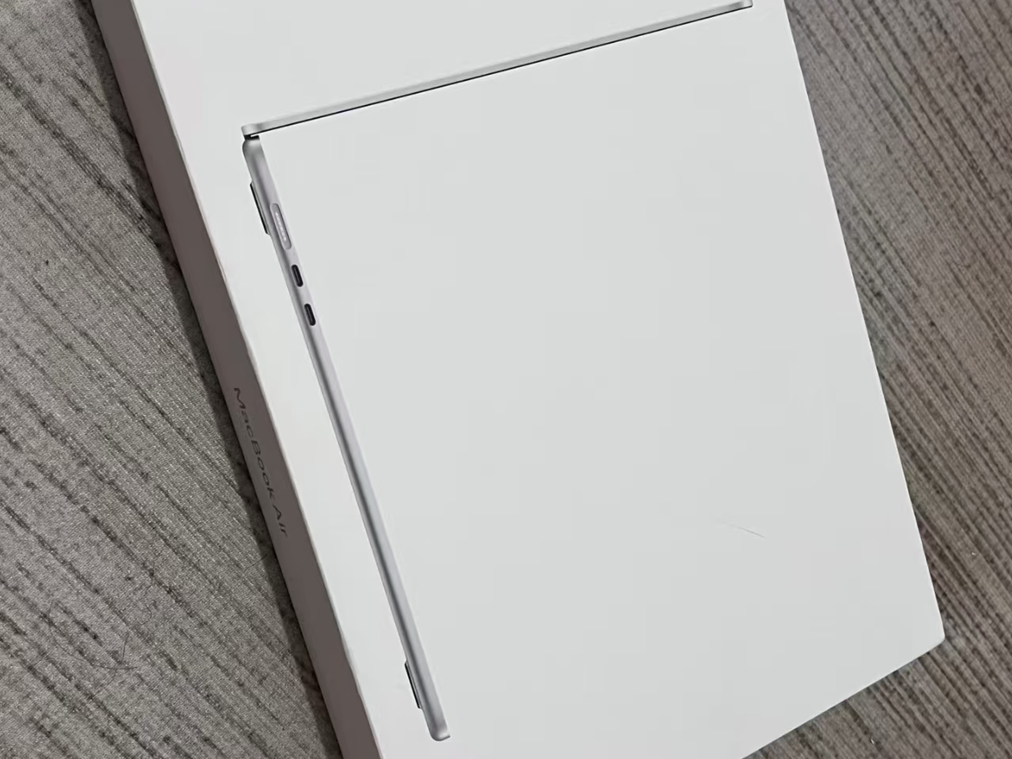 Apple MacBook Air 15-inch M5 16GB 512GB SSD Silver – Touch ID
