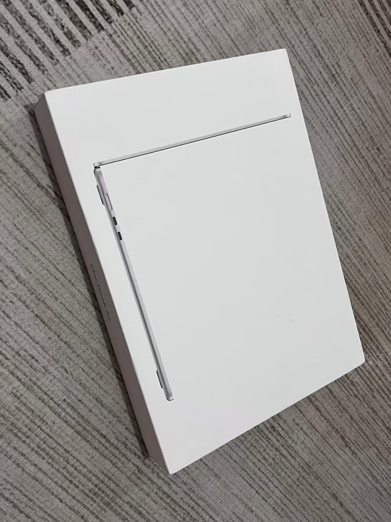 Apple MacBook Air 15-inch M5 16GB 512GB SSD Silver – Touch ID