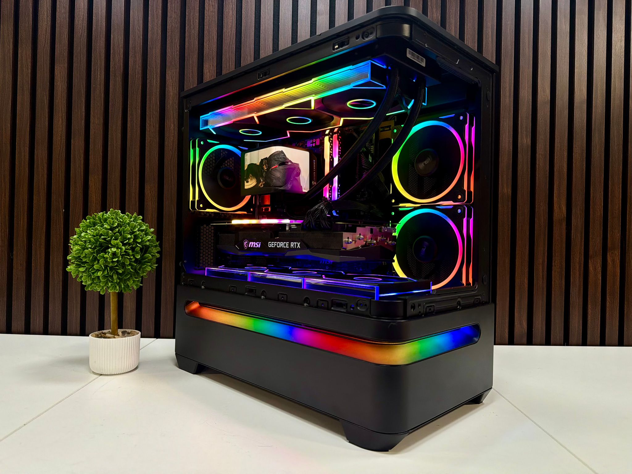 RTX 3080 Ti | Ryzen 7 5800XT | 32GB RAM | 2TB NVMe SSD | 850W PSU