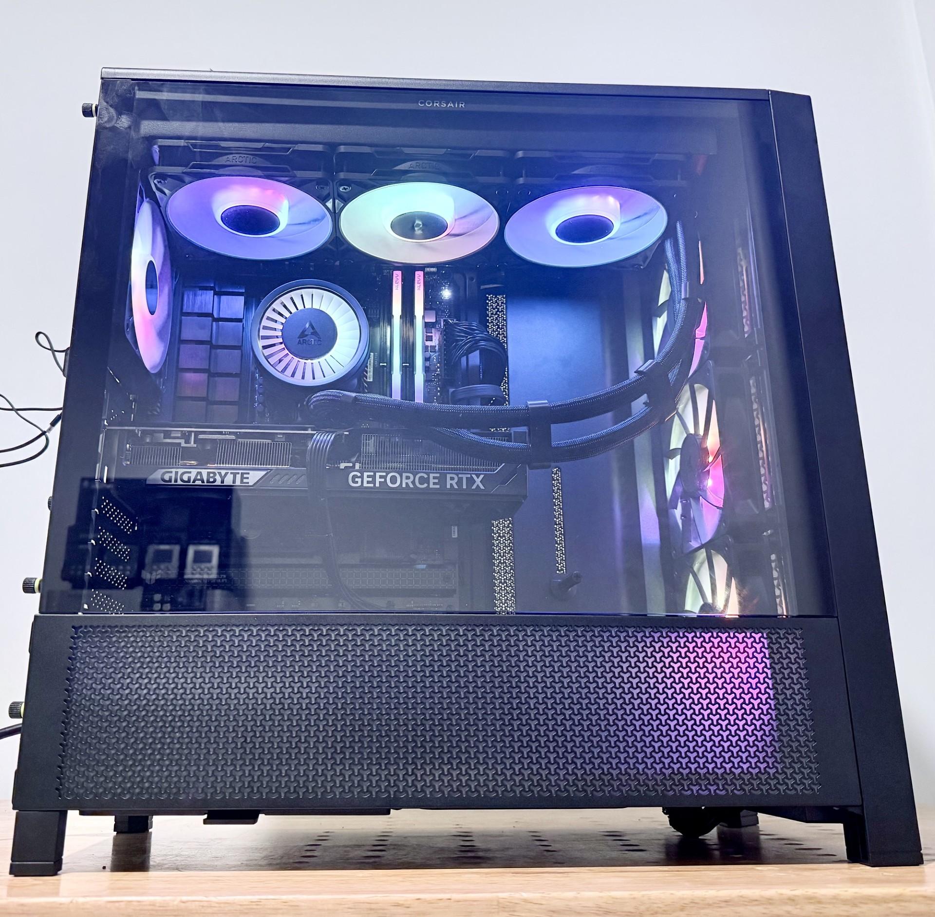 Corsair 4000D RTX 5070 OC 12GB
