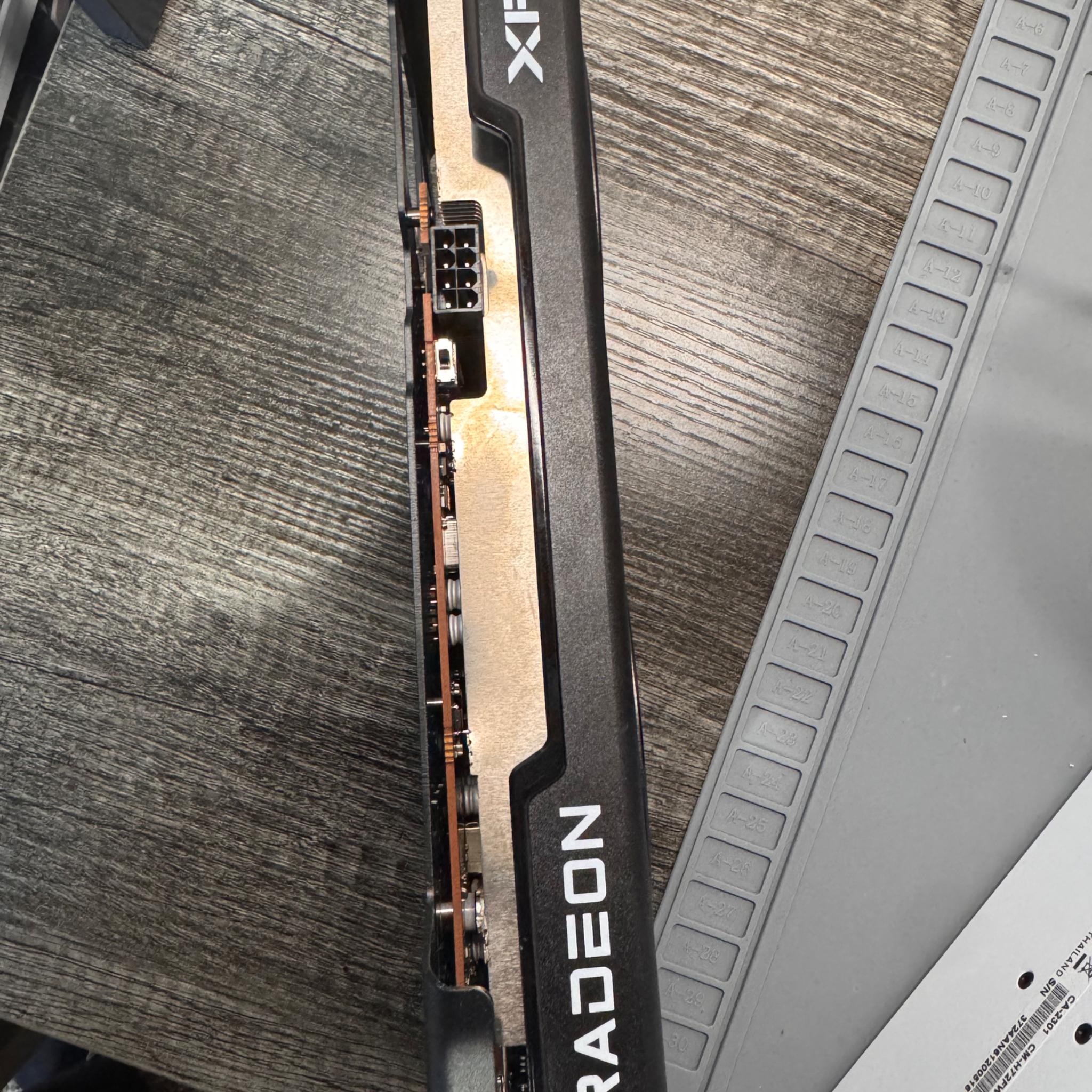XFX Speedster SWFT 210 Radeon RX 6600 8GB