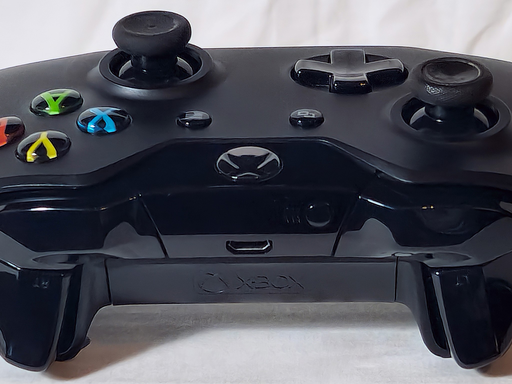 Xbox One 500GB Includes Halo Master Chief Collection Halo Reach & Halo 5 Guardians