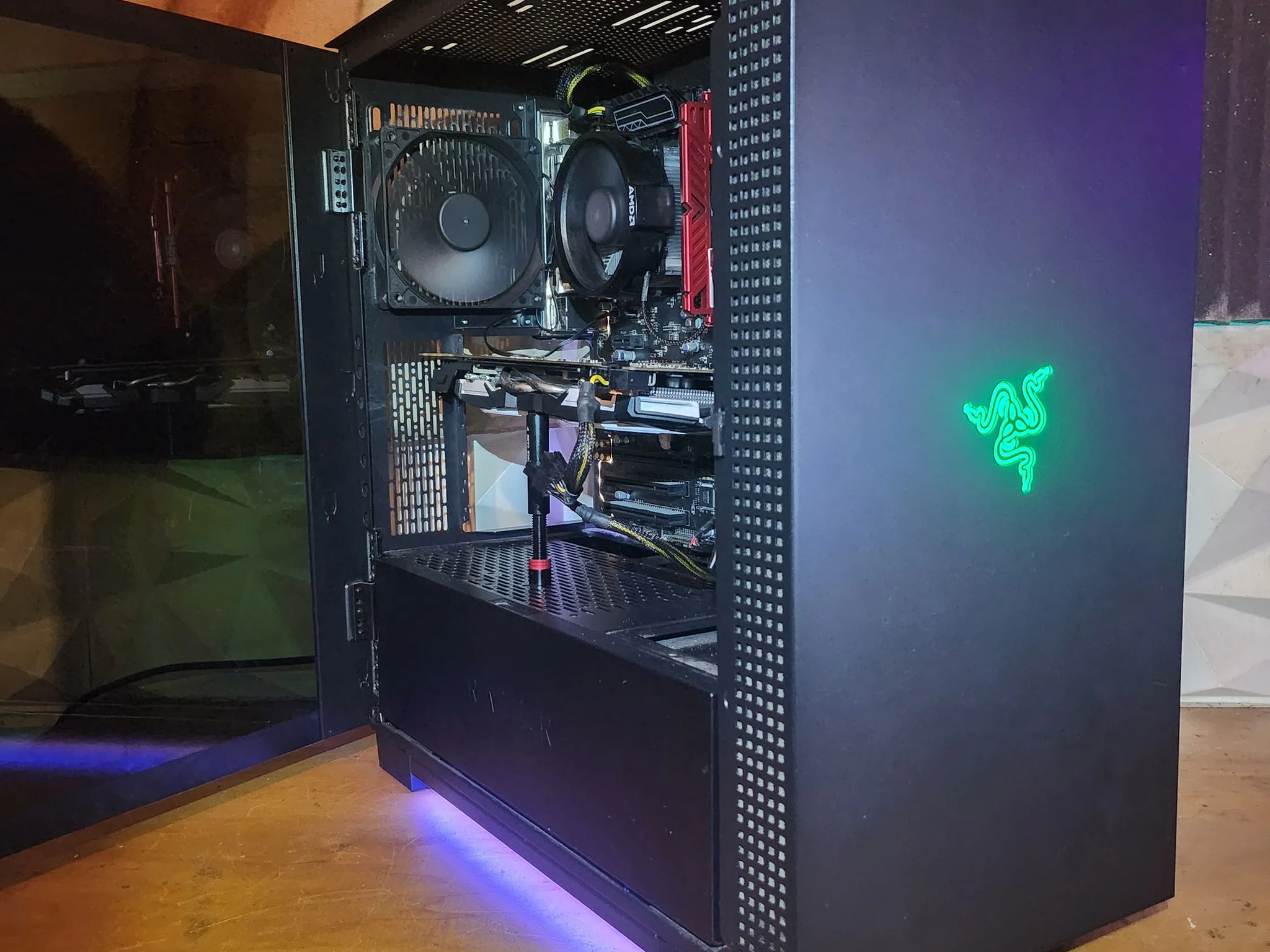 Gtx 1070 | Ryzen 5 1600 | Razer Tomahawk build