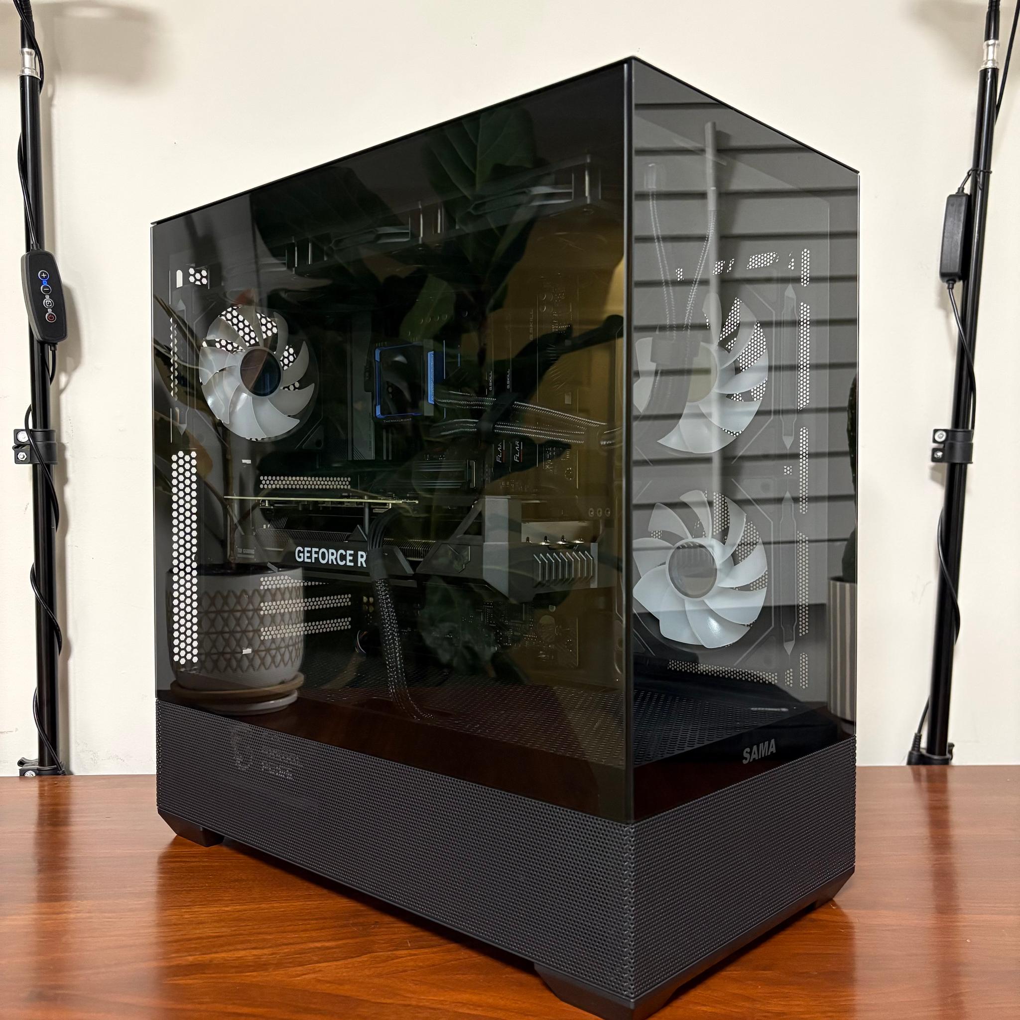RTX 4070 Ti SUPER | Ryzen 7 9700X | 32GB DDR5 | 2TB NVMe | 850W Gold | Sama SV02 Black