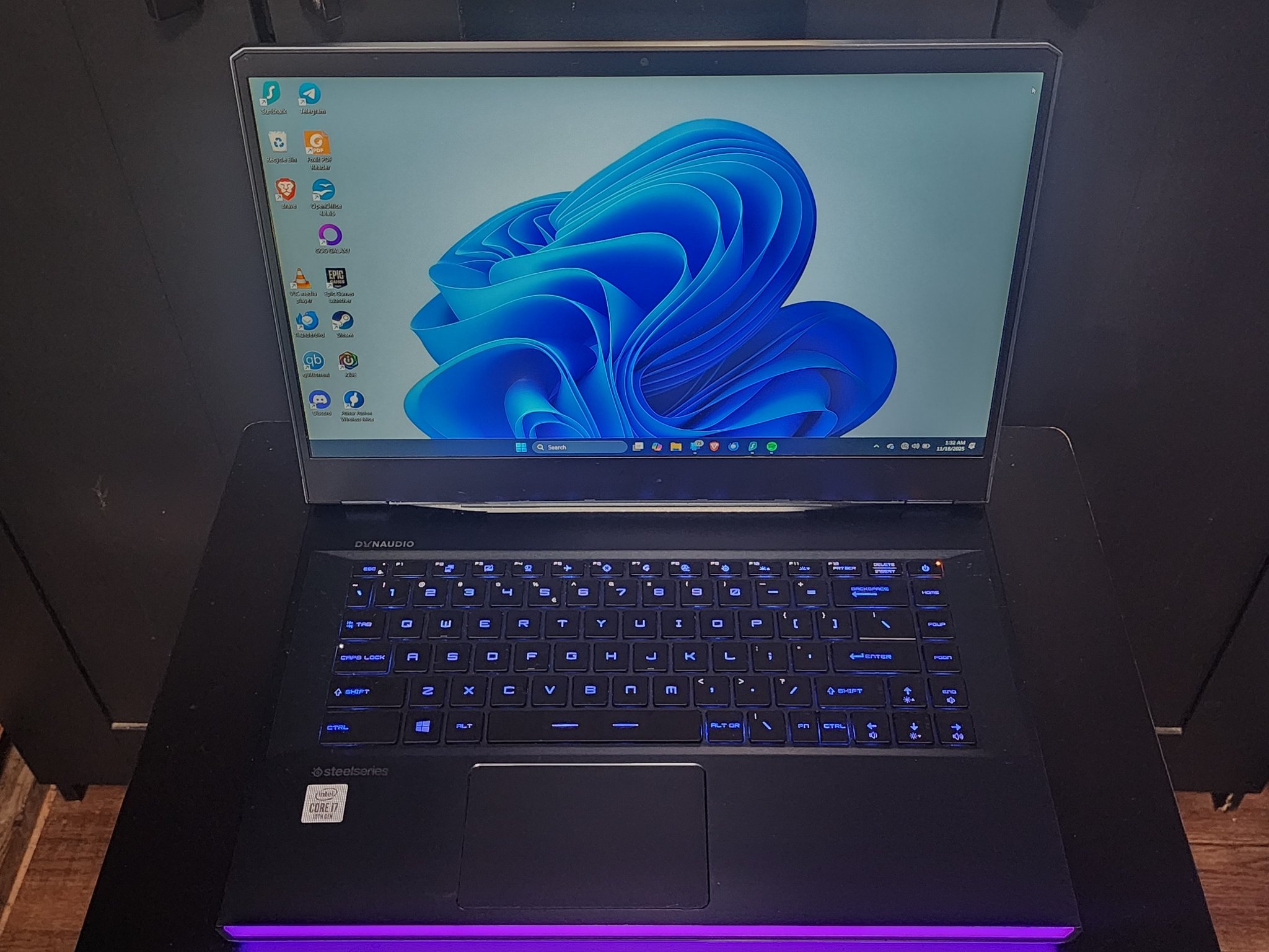 MSI Raider GE66 SFS 15.6" i7-10750H 32GB 2070 Super 1TB W11