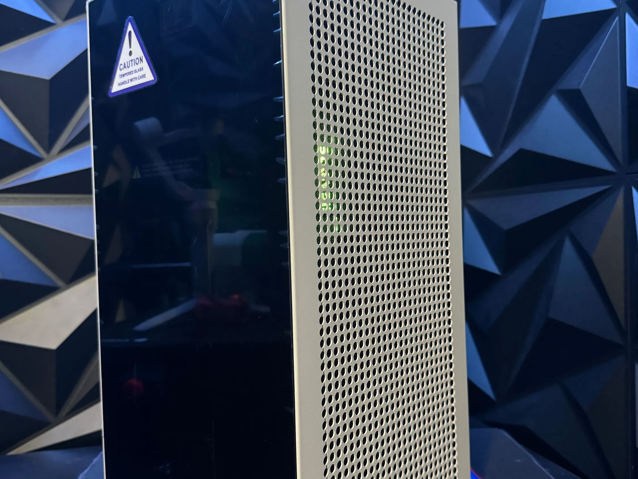 ⚔️Tusker Tower Power⚔️ |Ryzen 7 | RTX 3070| 32 GB DDR4 3200MHz| 1 TB NVME| Build 5770