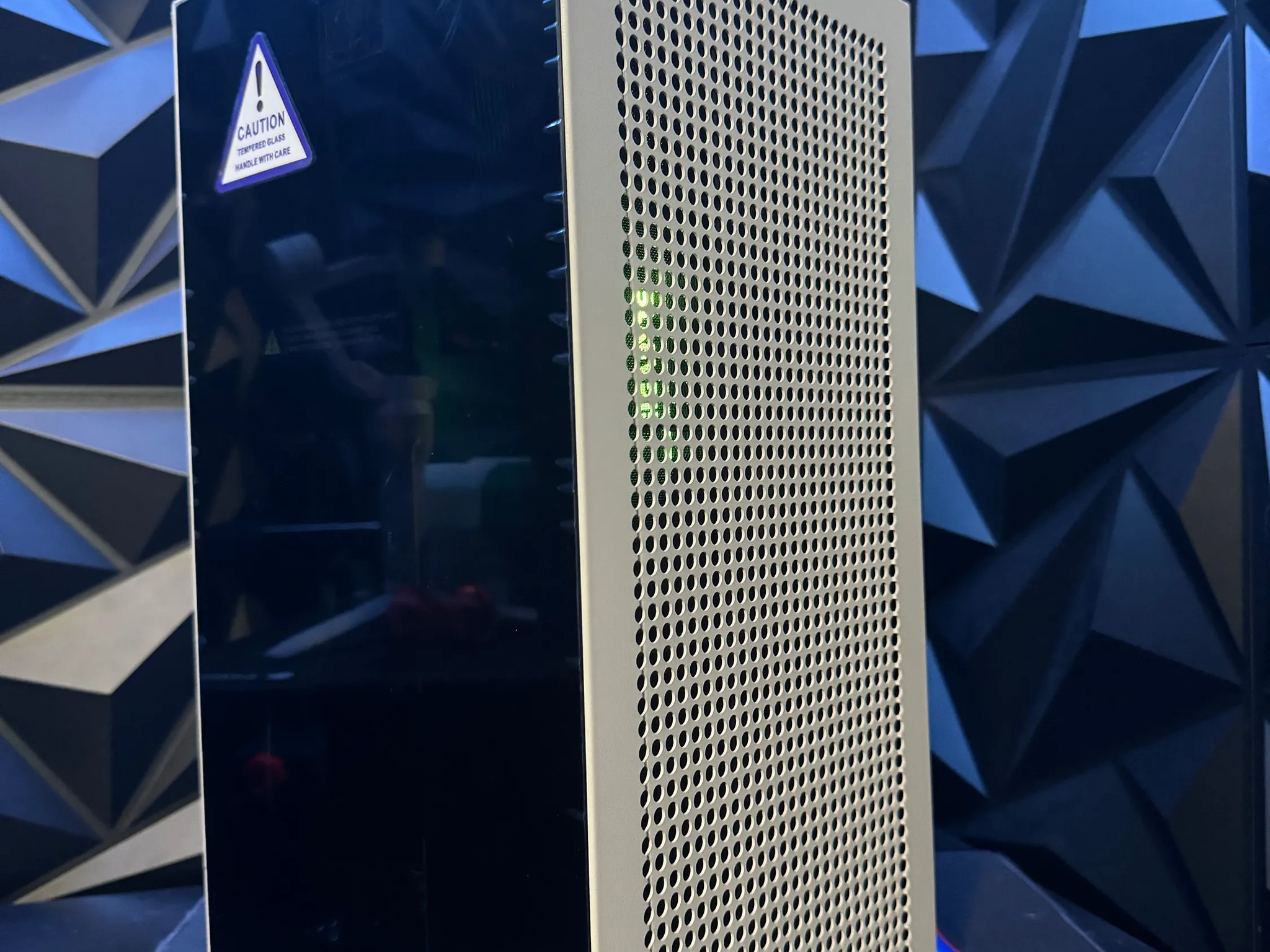 ⚔️Tusker Tower Power⚔️ |Ryzen 7 | RTX 3070| 32 GB DDR4 3200MHz| 1 TB NVME| Build 5770