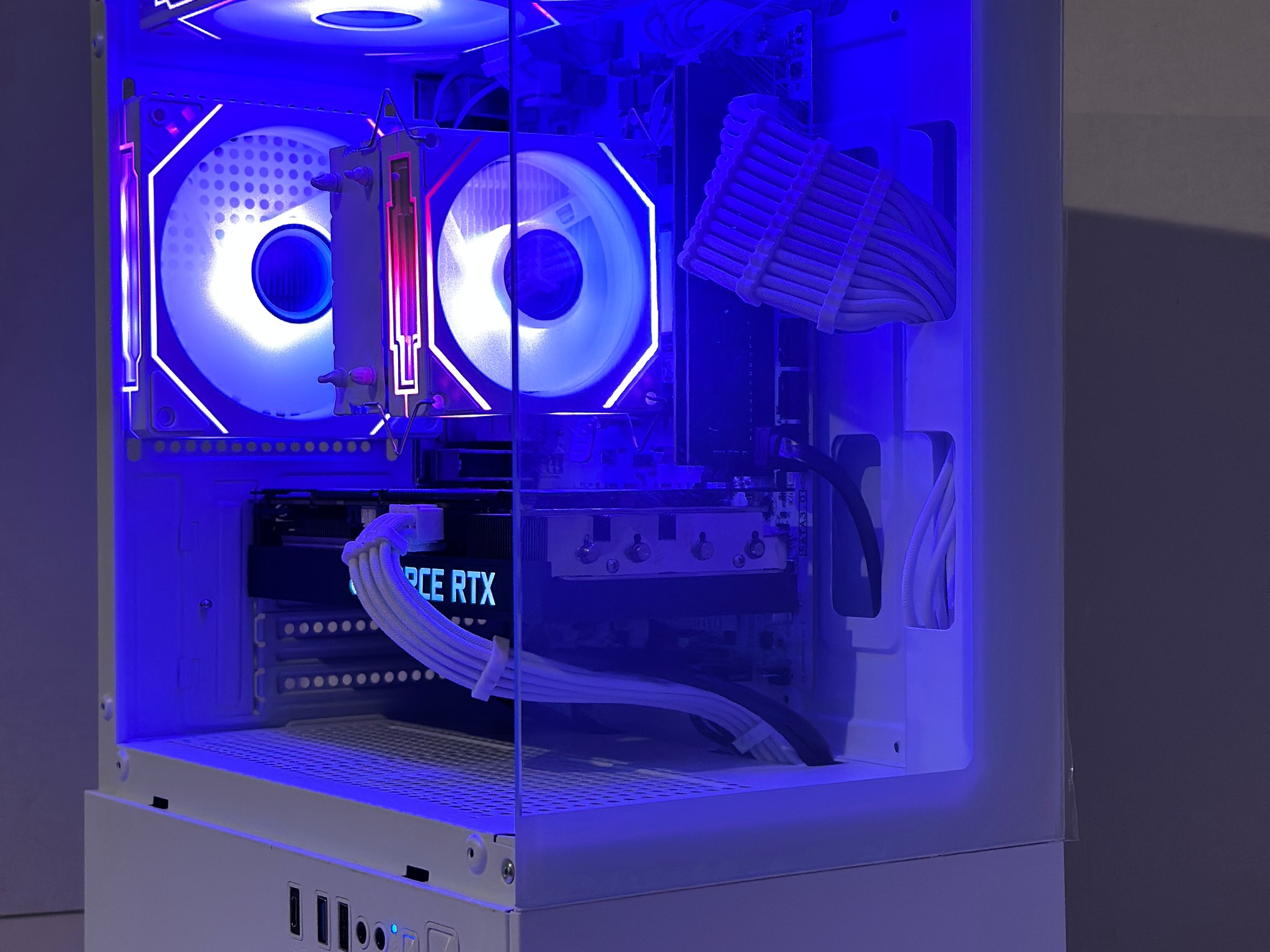 1080p Killer | RTX 3060ti | Ryzen 5 3500x | 16GB DDR4 | 1.26TB | Win 11 | Office 2024 | FREE SHIP