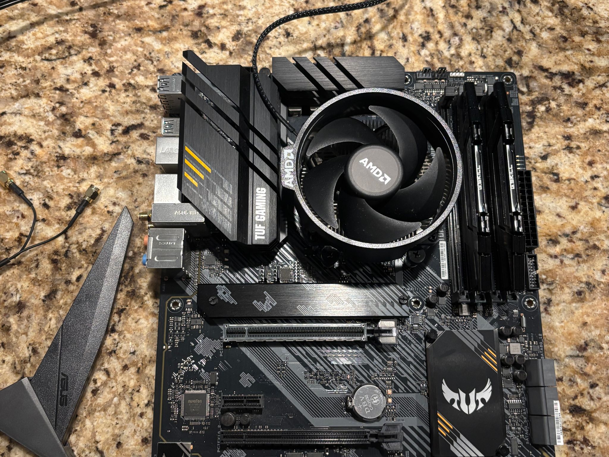 Ready To Build 1440p Bundle! - Ryzen 5 5600X / ASUS B550M WiFi II / 32GB DDR4