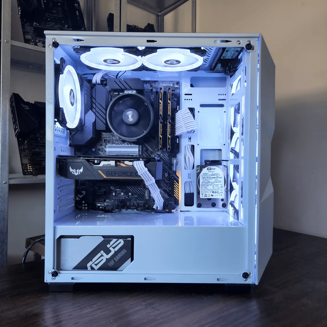 AMD Ryzen 5 3500 // ASUS TUF 1650 // TUF Gaming 16GB 3600MHz