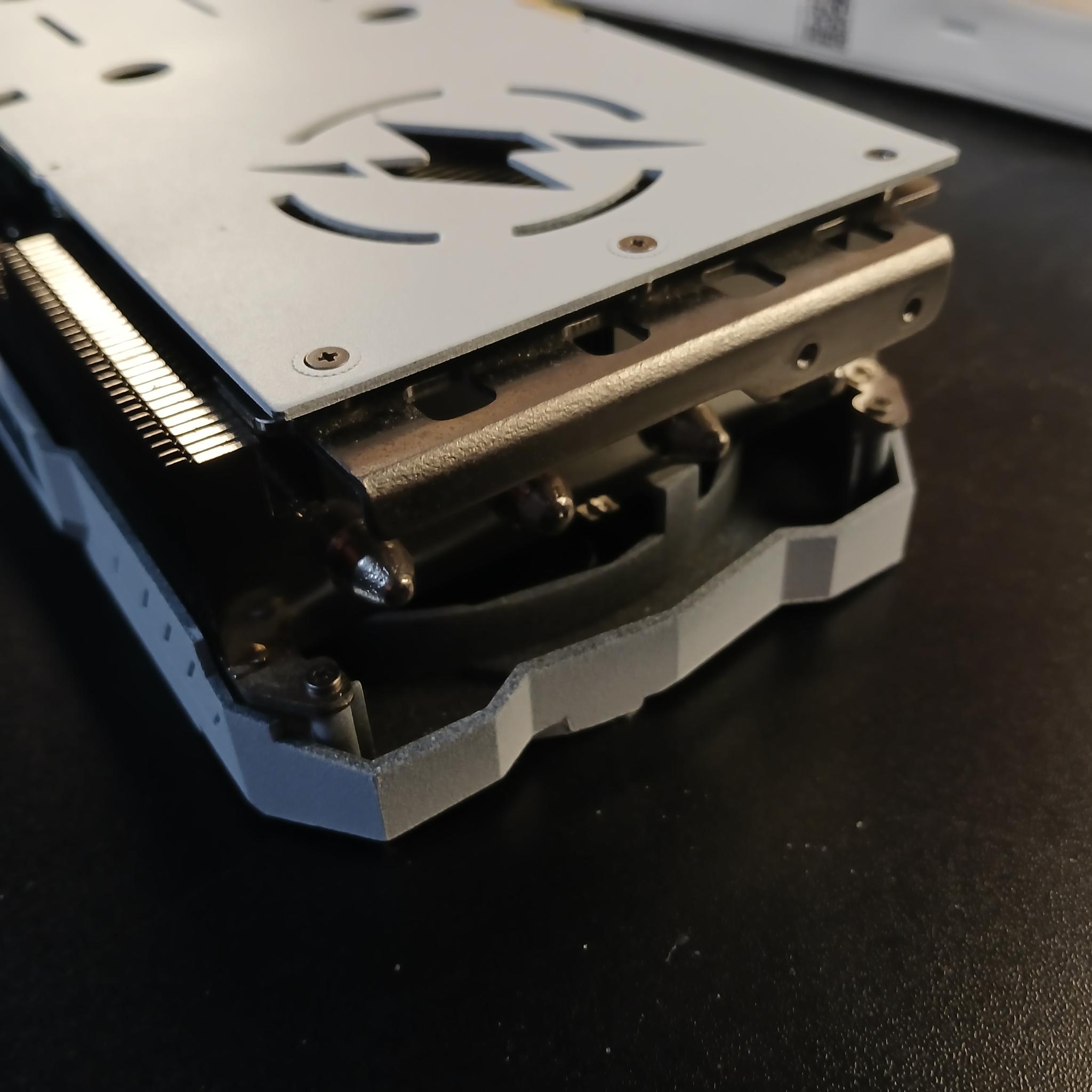LIMITED EDITION RTX 3070 WHITE PNY