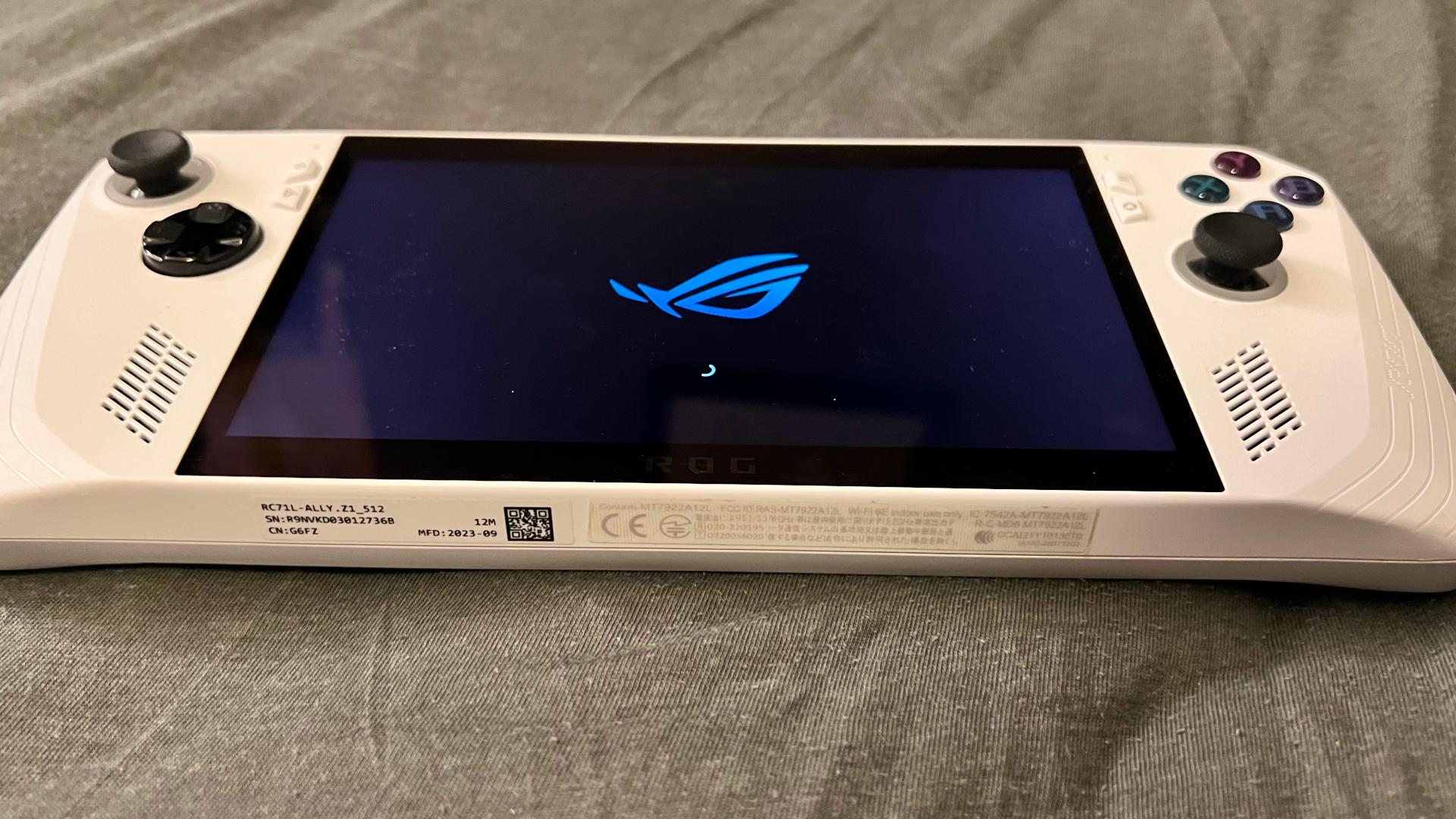 ROG Ally 16GB DDR5 512GB