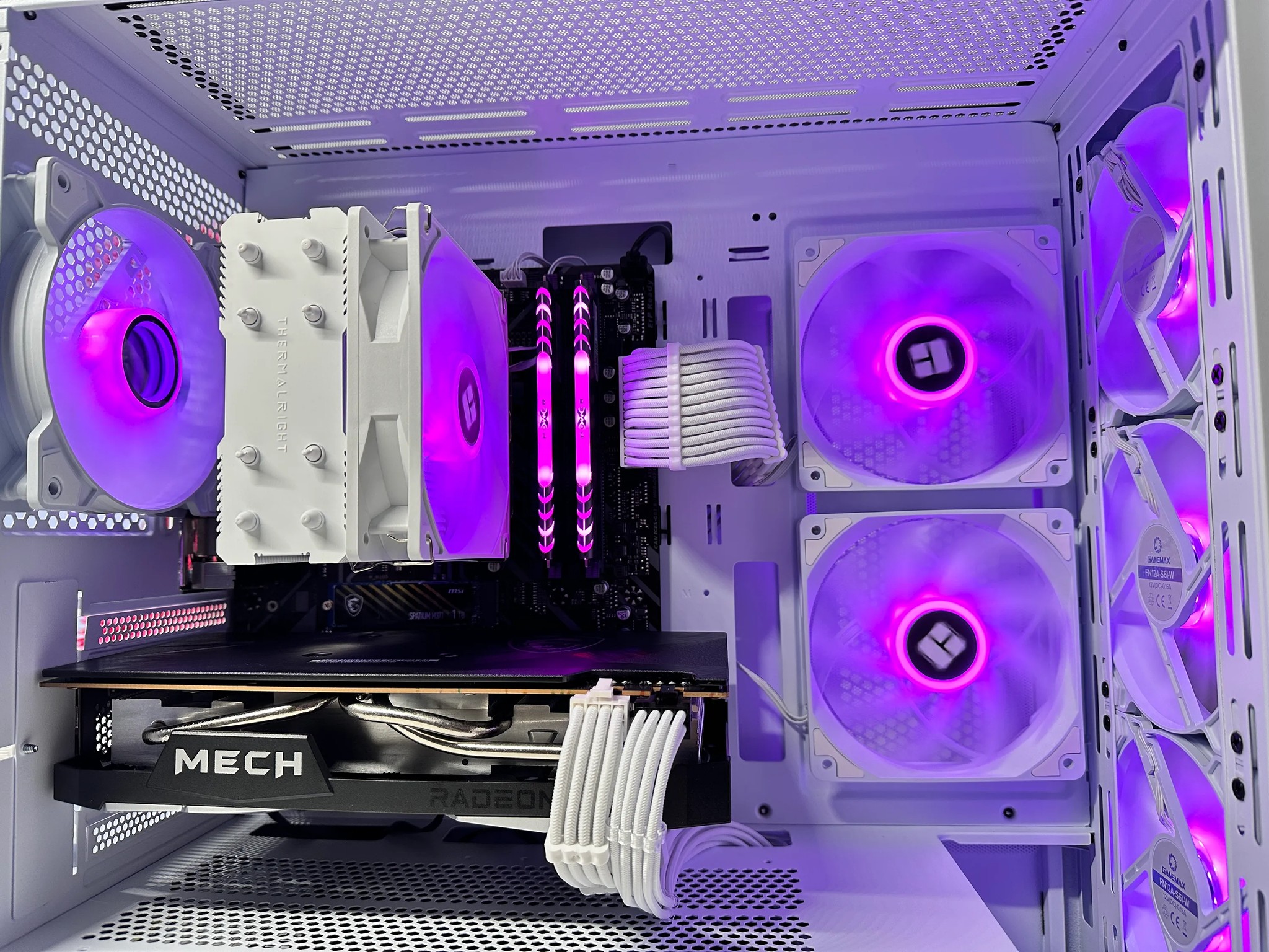 🧊Iceberg🧊 AMD RX 6700 XT 12GB🌨️AMD Ryzen 5 5600X 6Core🌨️32GB DDR4🌨️ 1TB SSD NVME