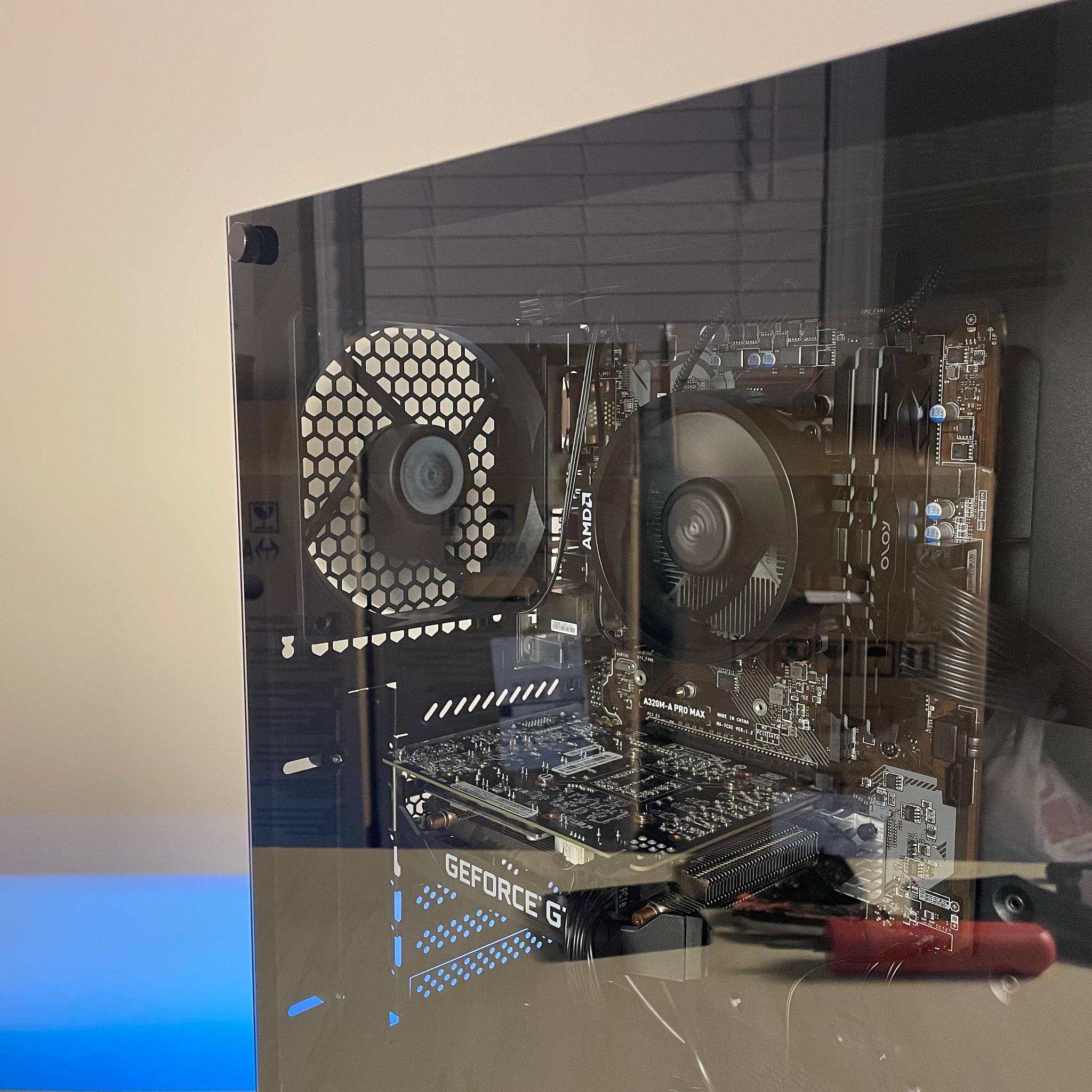Custom Gaming Desktop PC Ryzen 5 | Rx 5500xt| 16GB Ram | 256gb Ssd | RGB strips |
