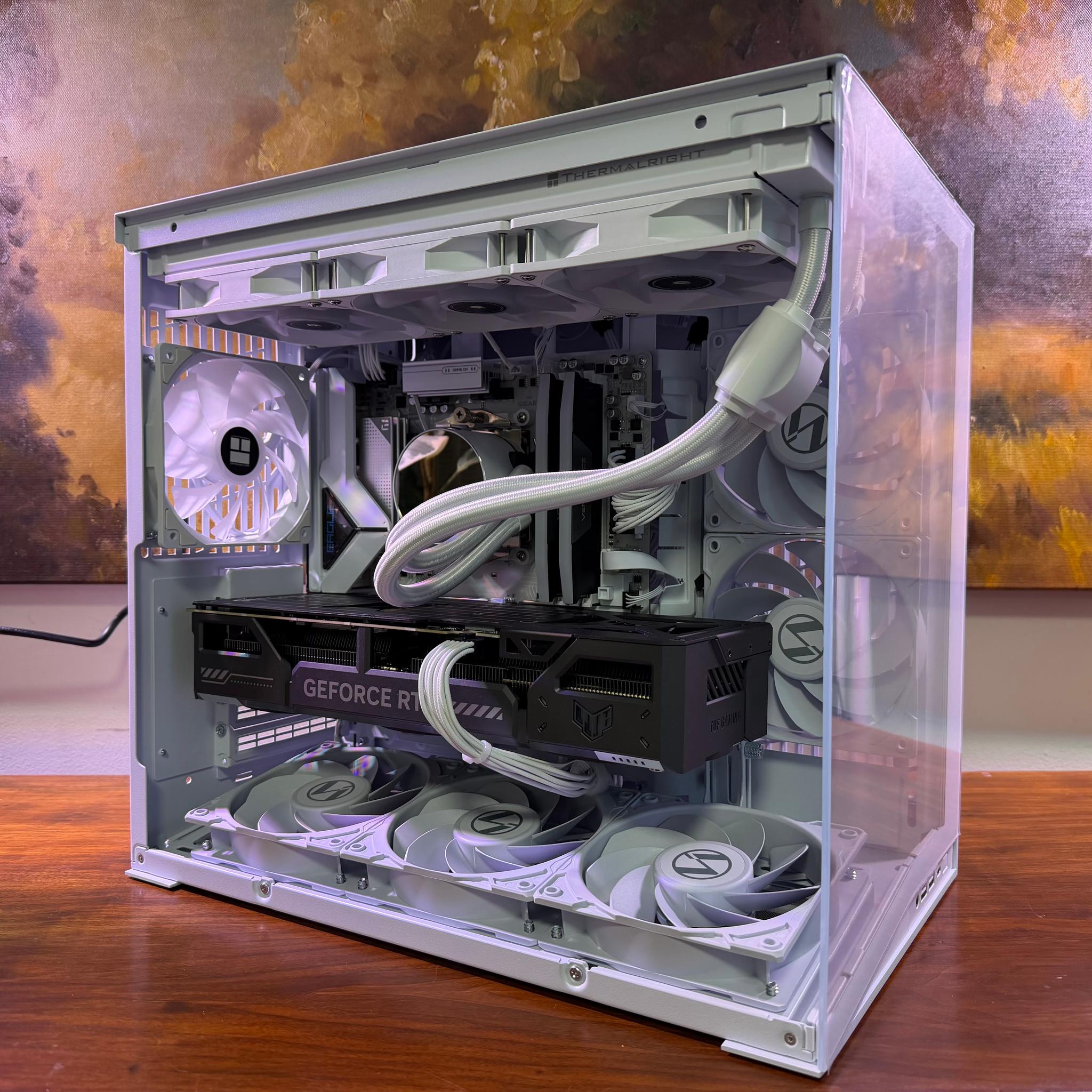 Custom Built PC - Ryzen 7 7700X | RTX 5070 TUF | 32GB DDR5 | 2TB SSD