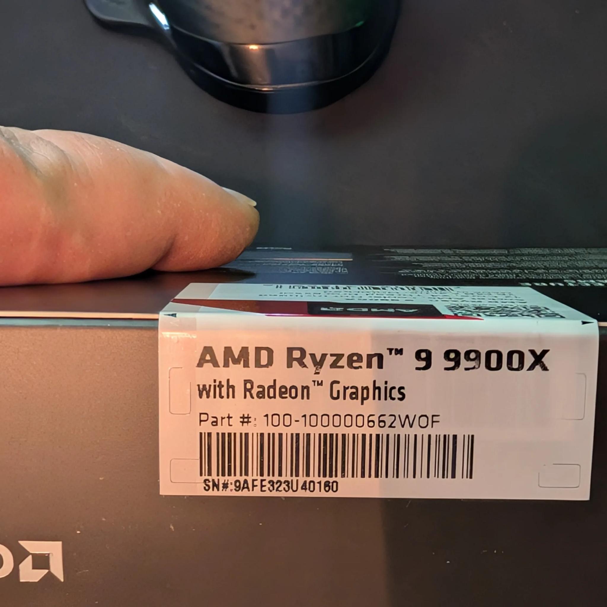 BNIB AMD RYZEN 9 9900X FACTORY SEALED