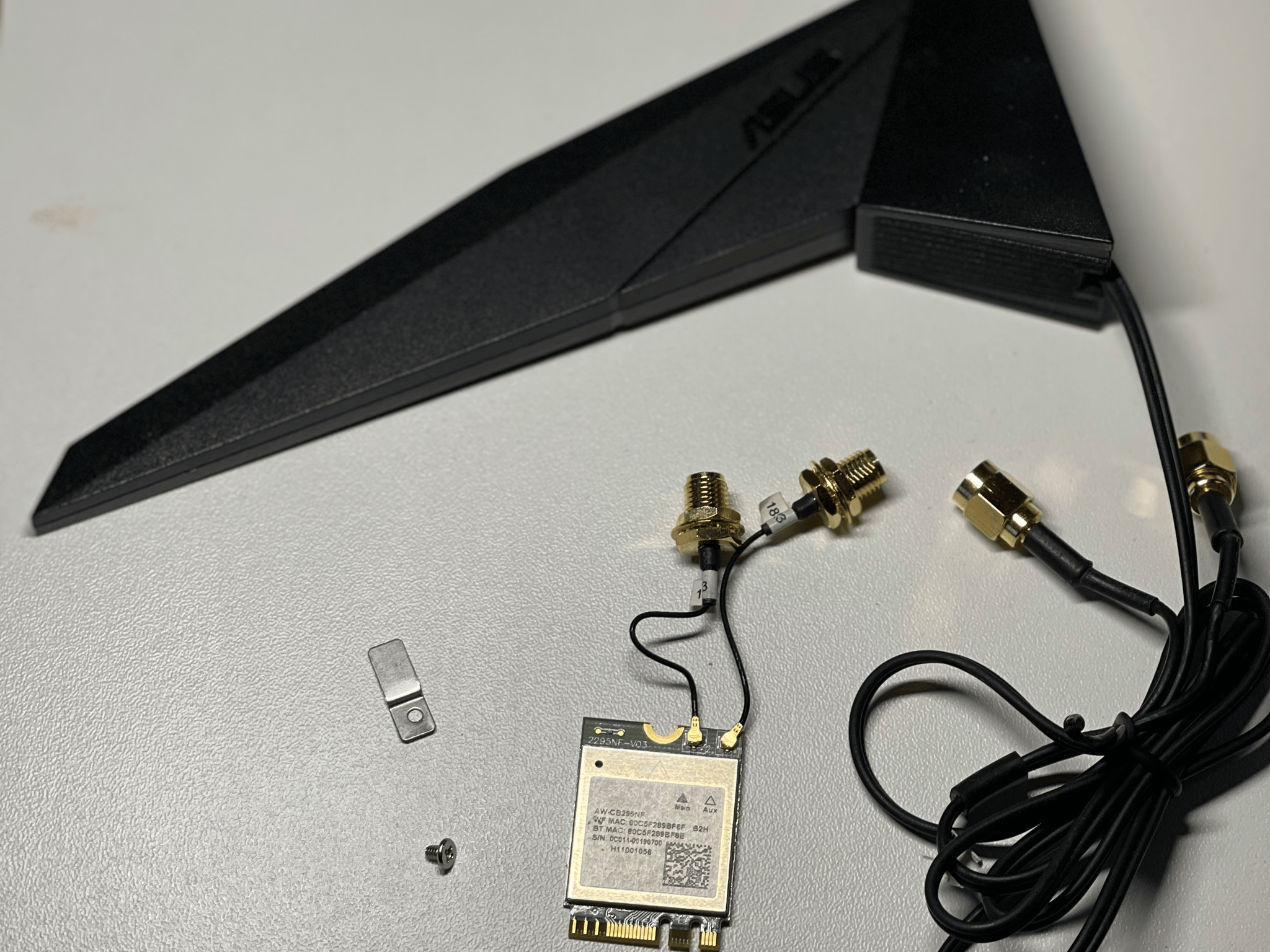 Asus Wi-Fi 5 Wireless AC 5GHz WLAN + Bluetooth 