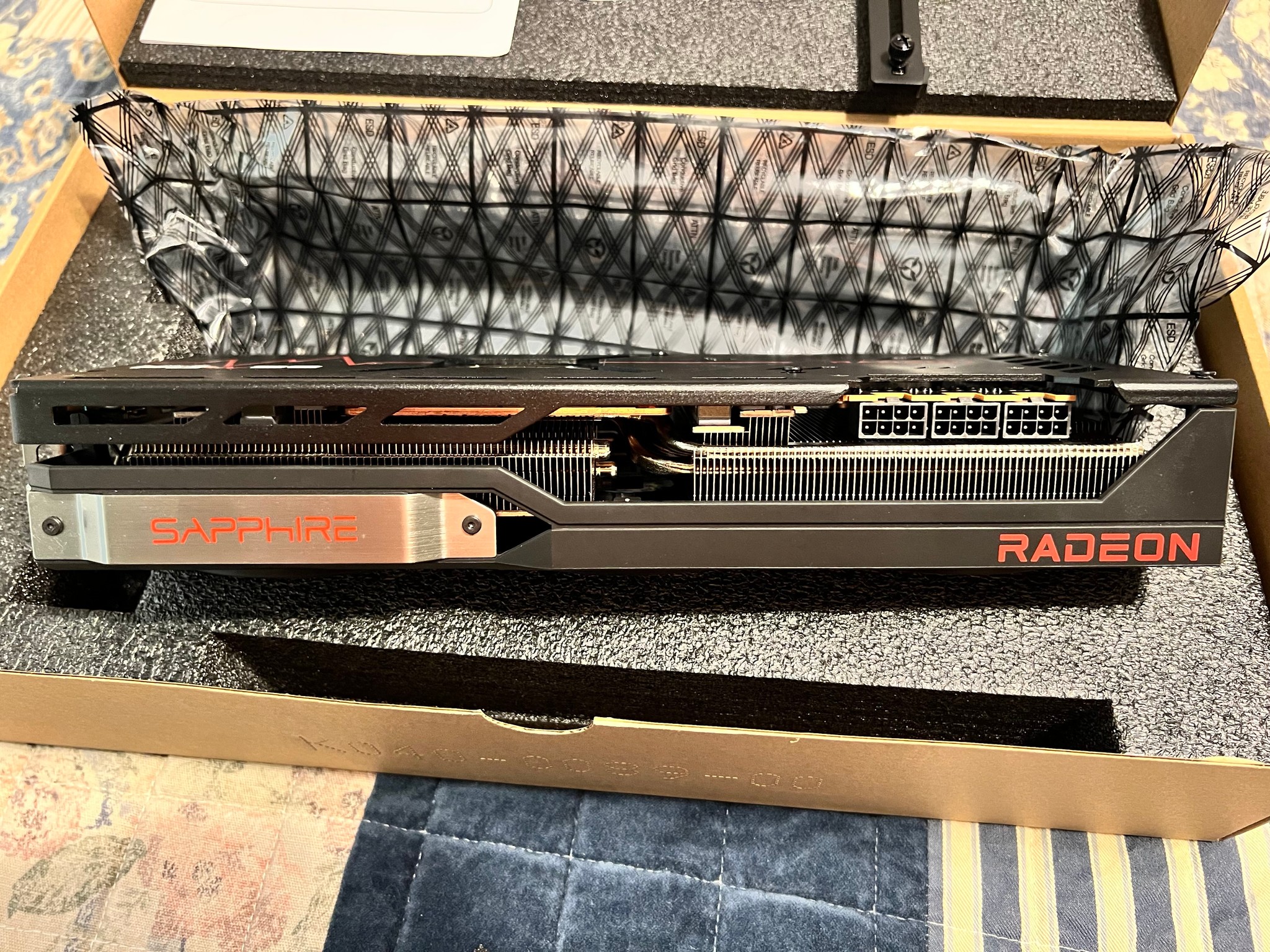 SAPPHIRE PULSE Radeon RX 7900 XTX