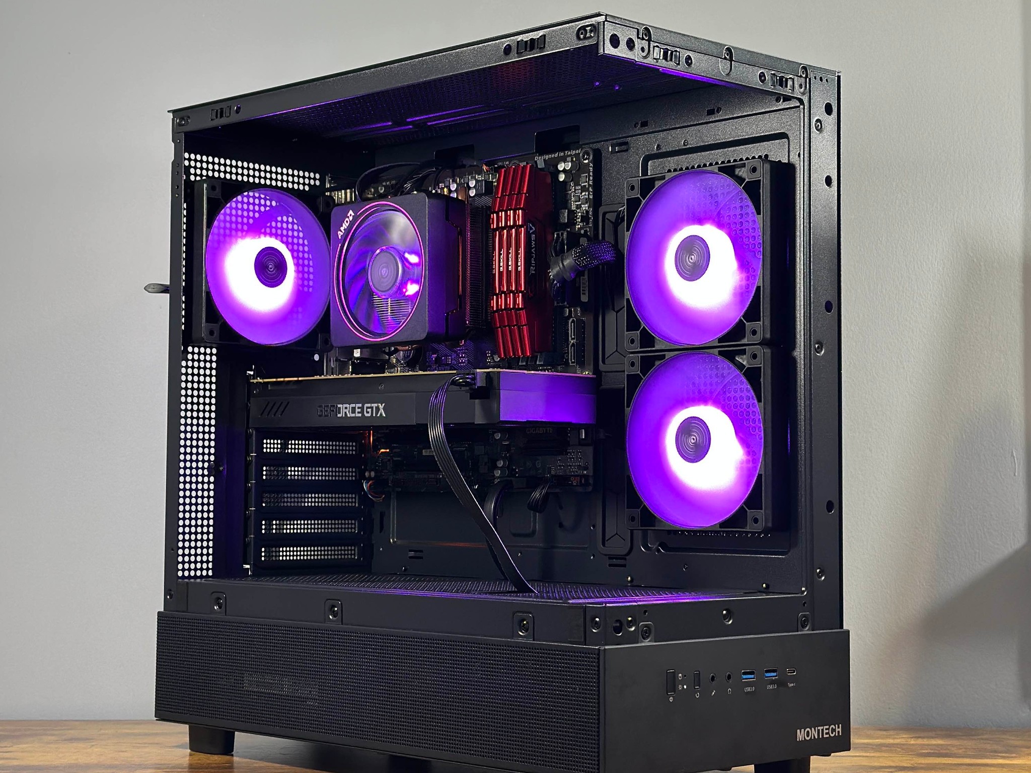 GTX 1070 8GB | Ryzen 7 2700X | 16GB DDR4 | 512GB SSD | Win11 | WIFI | 1080P Custom Gaming PC