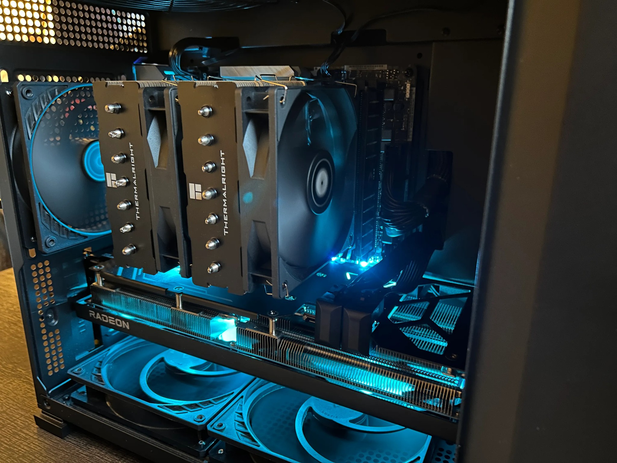 Ryzen 7 5700x 8 cores,  Radeon RX7800xt 16GB, 32GB RAM DDR4 3600, NVMe ssd 2TB, PSU Corsair 850w