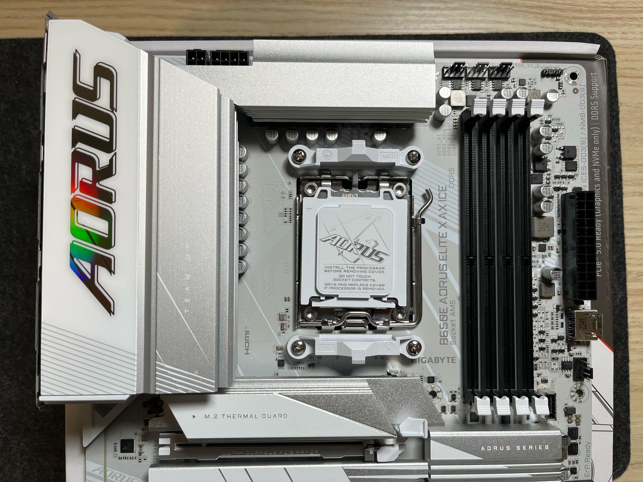 **SALE** B650E AORUS ELITE X AX ICE (rev. 1.0) DDR5 AMD Socket AM5 GAMING Motherboard