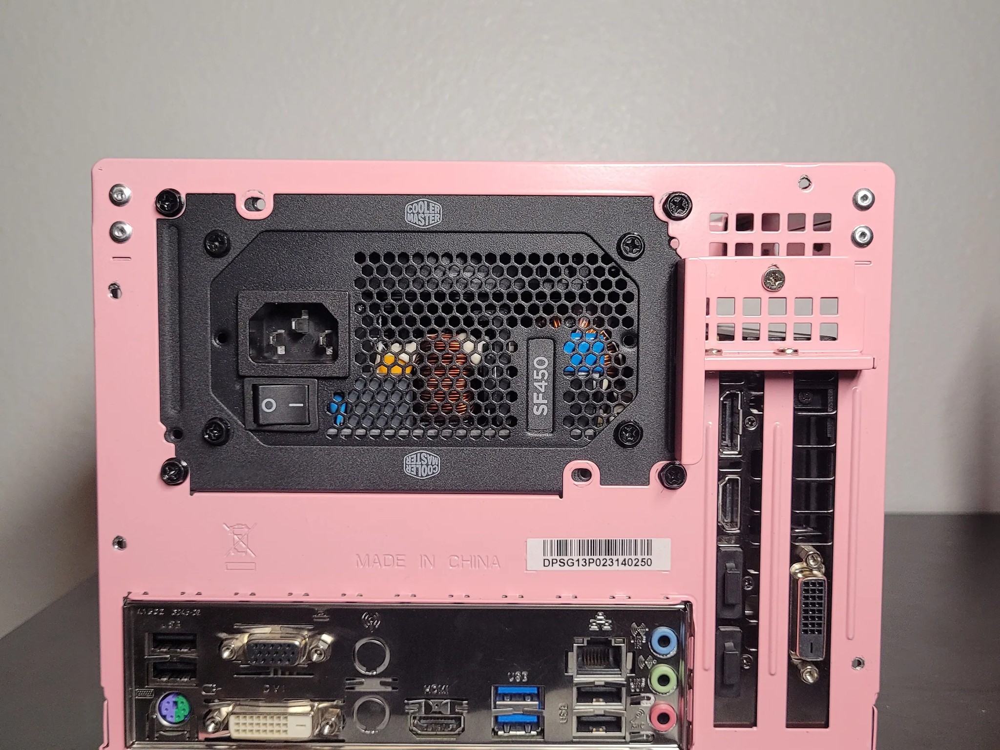 🌸 Pinky 🌸 // Intel i5 7600 // GTX 1060 3GB // 8GB DDR4 // 1TB SSD