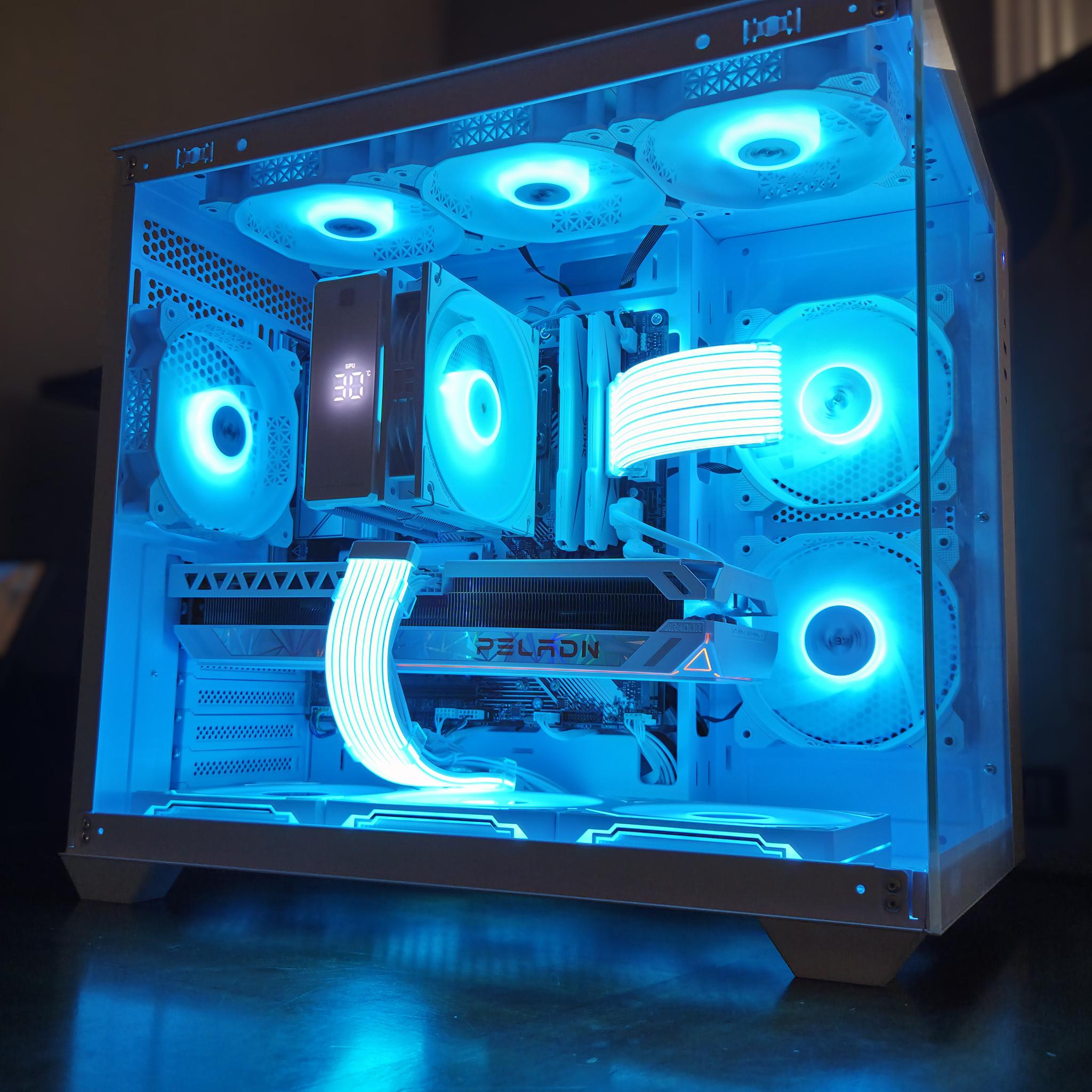 The Yeti! ❄️ – Ryzen 5 7500F • RTX 3070 Ti • 32GB DDR5 6000 • Temp Display • 1440p Gaming PC