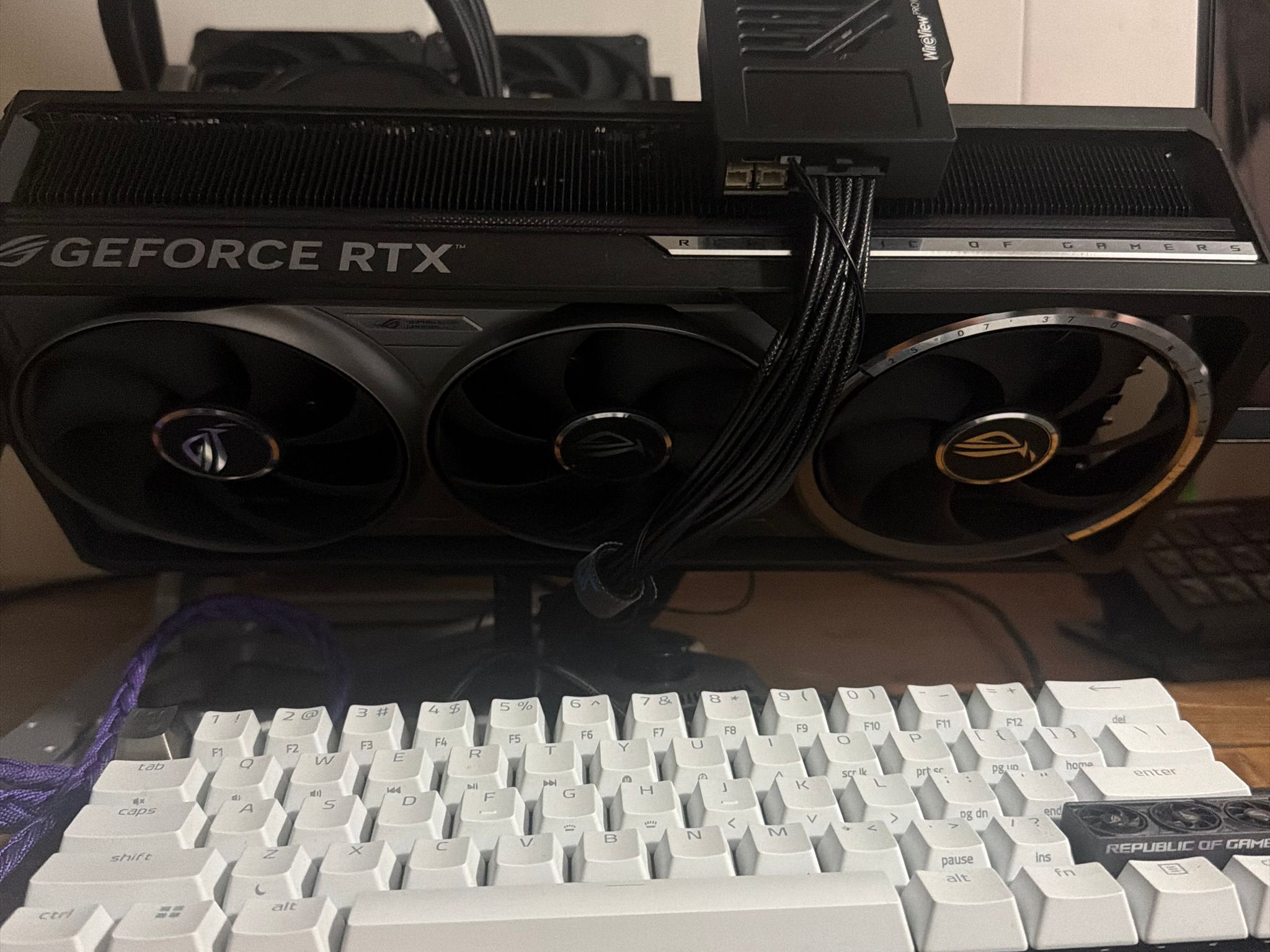ASUS ROG Astral LC GeForce RTX 5090 32GB GDDR7 OC Edition