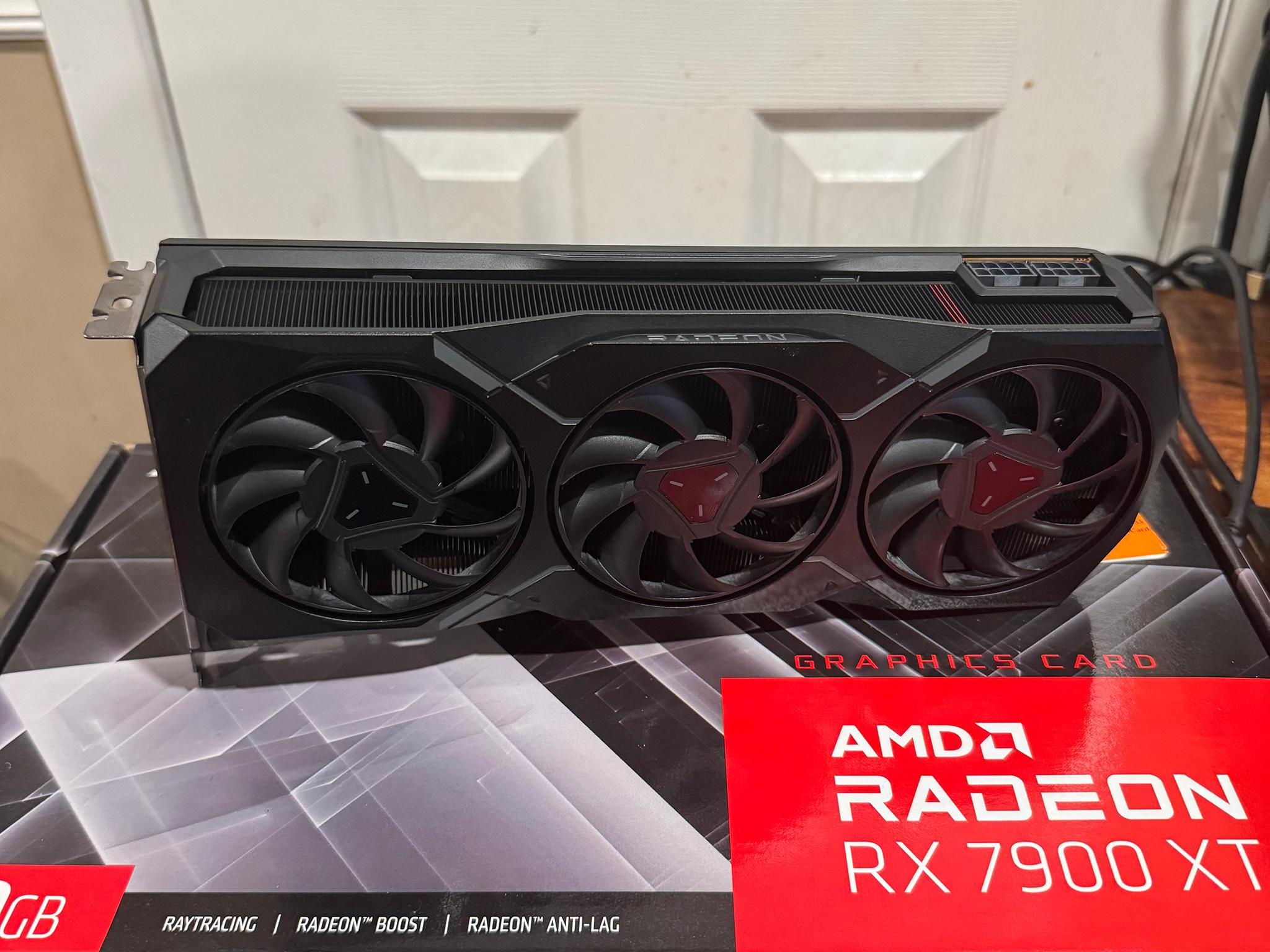 ASRock AMD Radeon RX 7900 XT