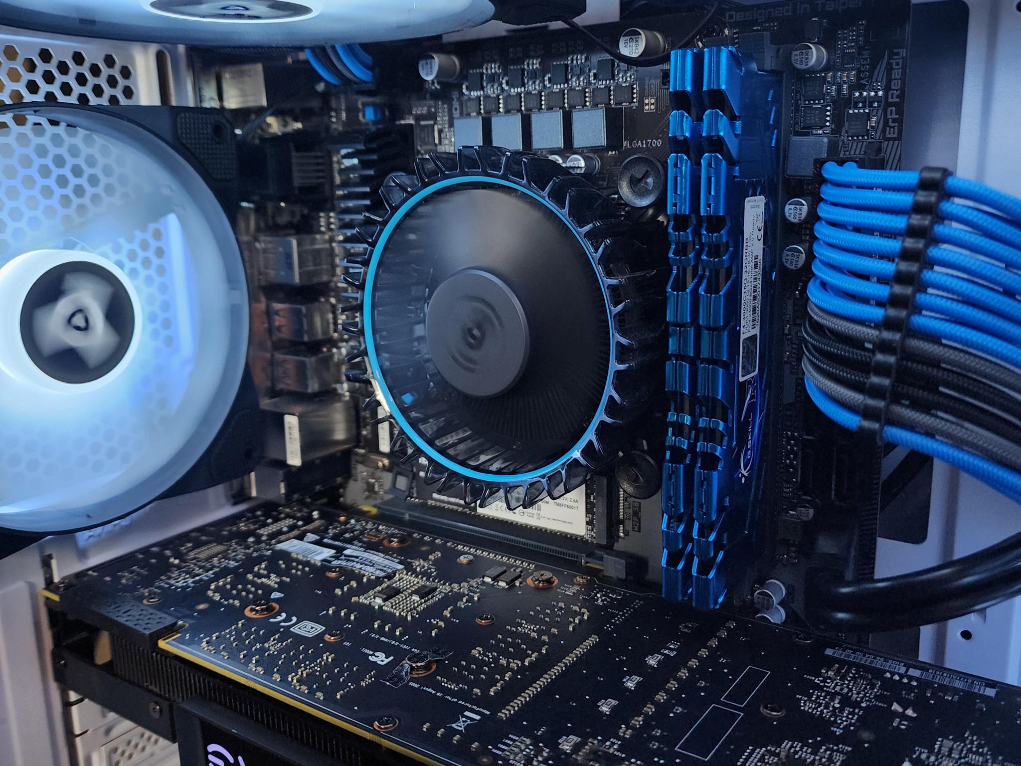 💙🤍💙 Intel Core i3 12100F // GeForce GTX 1070 // G.Skill 16GB 3000MHz