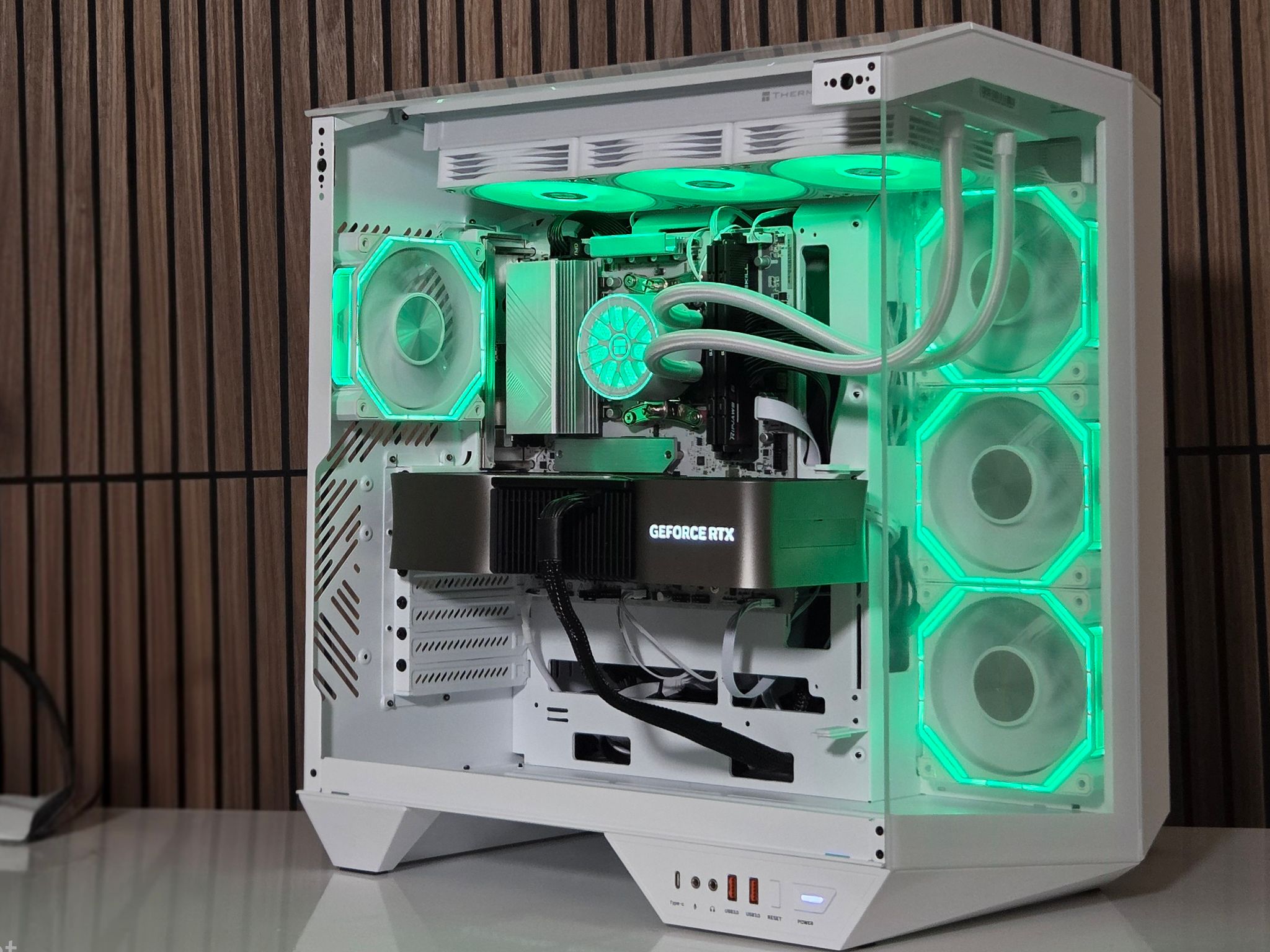 4K Gaming PC | 7800X3D | RTX 4080 16GB FE | Lian Li | 32GB DDR5 | 1TB NVME |Windows 11