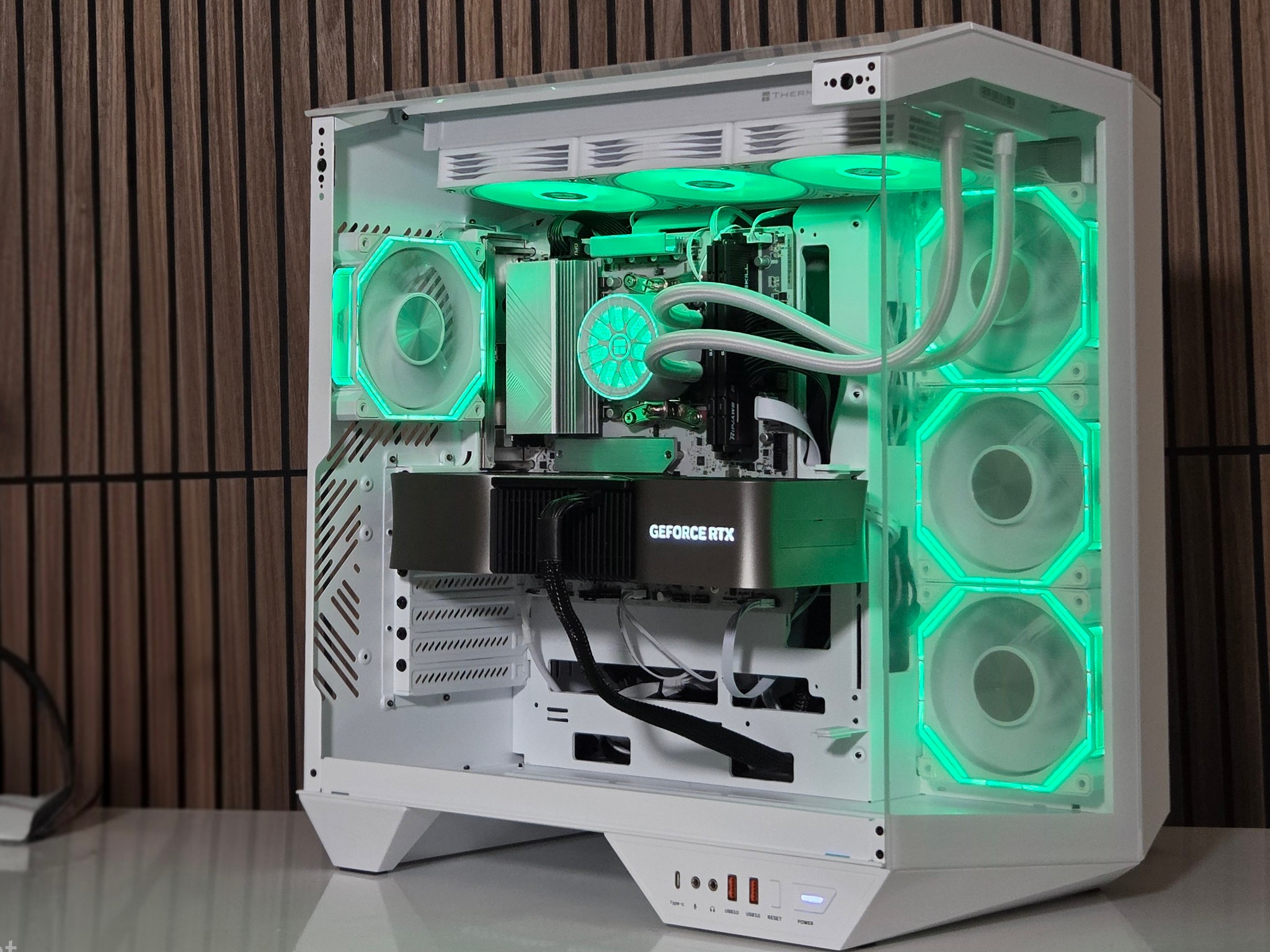 4K Gaming PC | 7800X3D | RTX 4080 16GB FE | Lian Li | 32GB DDR5 | 1TB NVME |Windows 11
