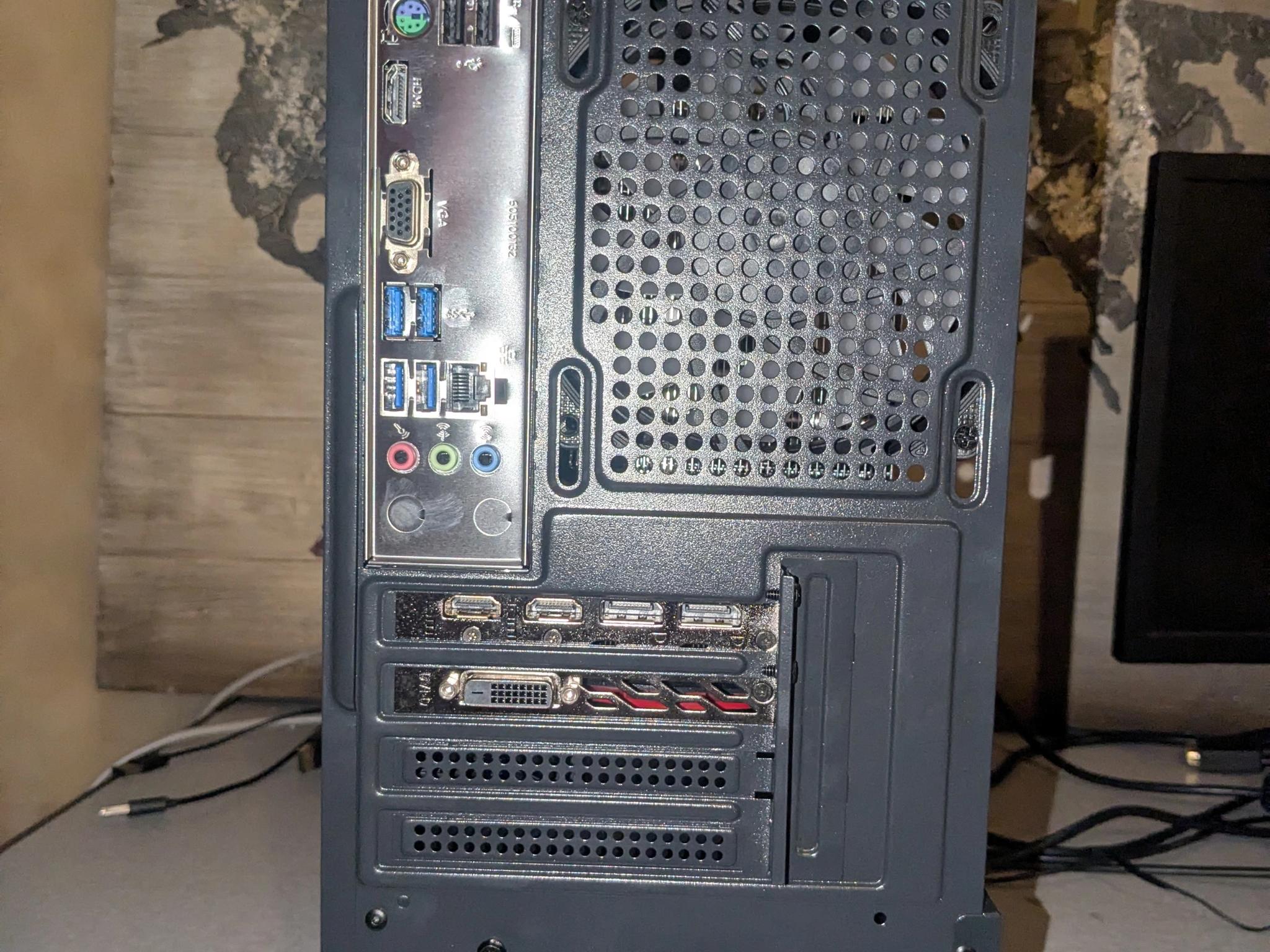 Gaming PC - Ryzen 5 3600, RX 580 8gb, 16gb RAM / 512gb SSD