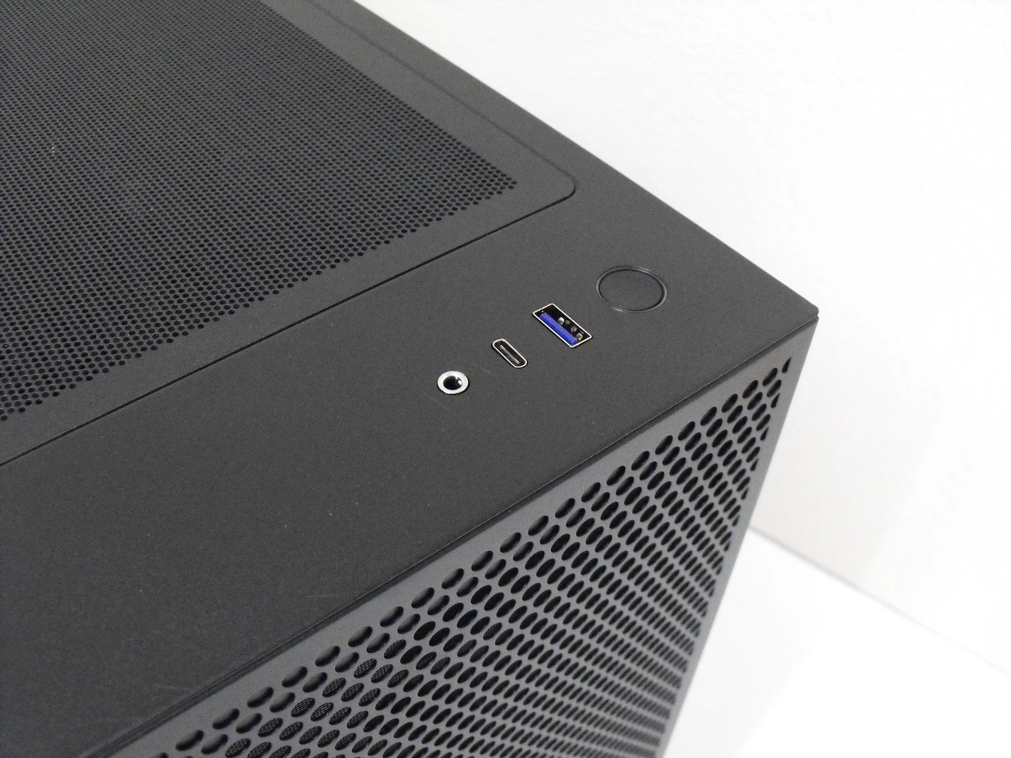 PC on Sale! Ryzen 7 7700, RTX 4080, 32GB-DDR5 5600, 3TB SSD NVMe