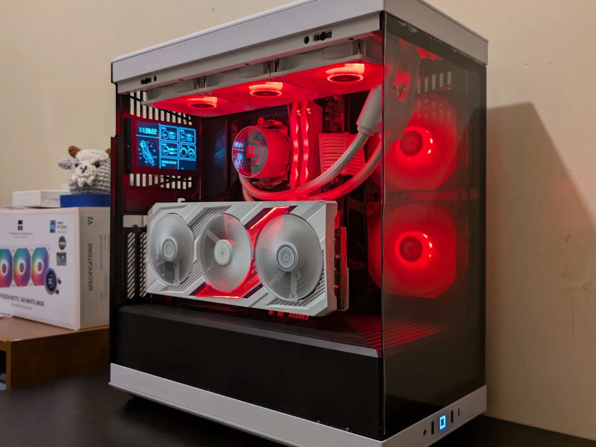 🔥🐼 1440p/4K Gaming Beast | RX 7900XT | Ryzen 9 7900X | 2TB SSD | 32GB RAM | WiFi 6 & Bluetooth 🐼🔥