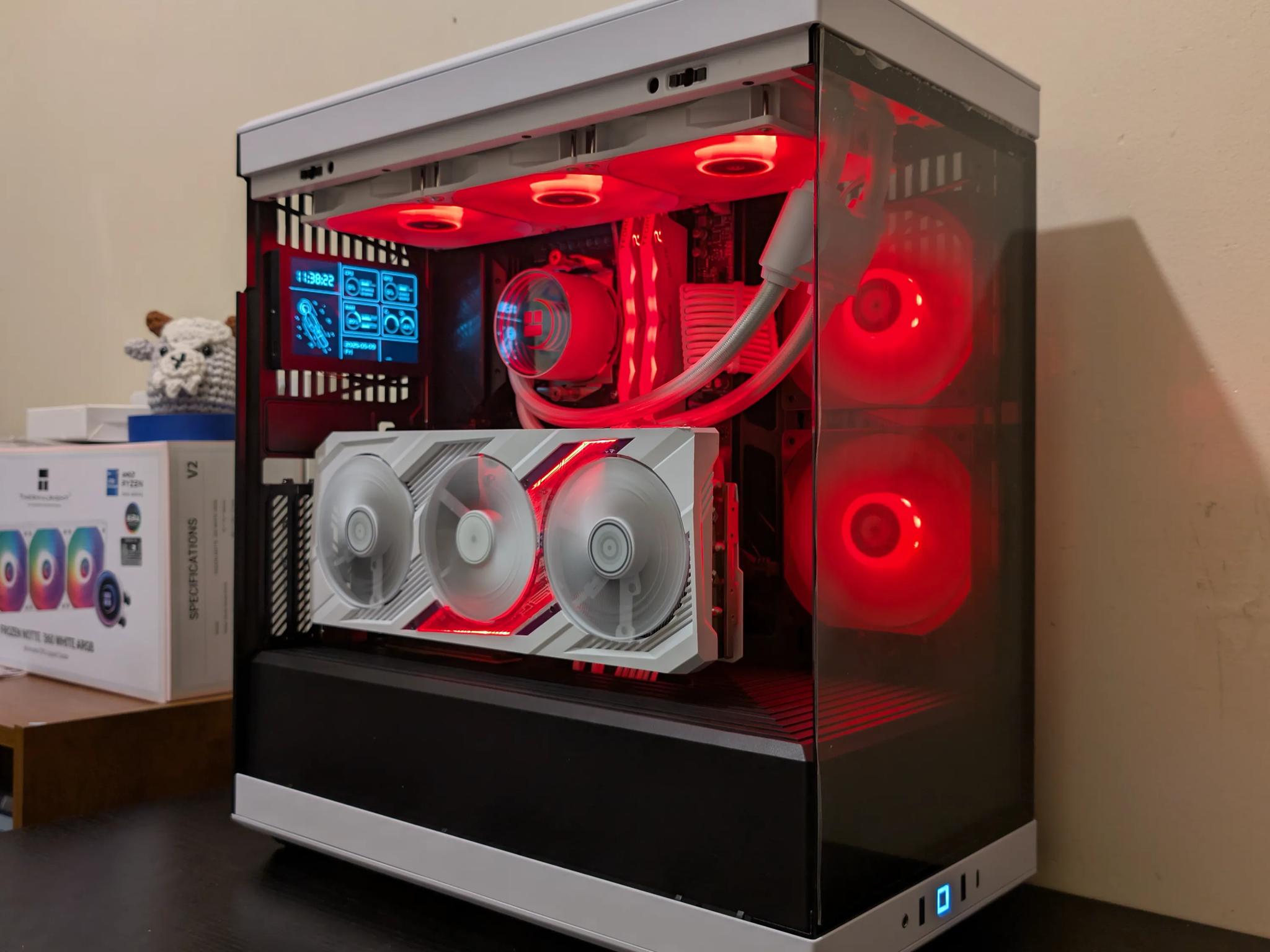 🔥🐼 1440p/4K Gaming Beast | RX 7900XT | Ryzen 9 7900X | 2TB SSD | 32GB RAM | WiFi 6 & Bluetooth 🐼🔥